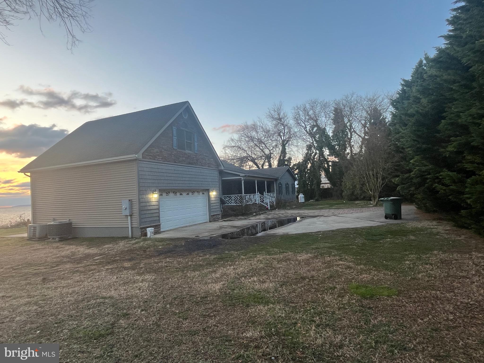 POTOMAC SHORES - Residential