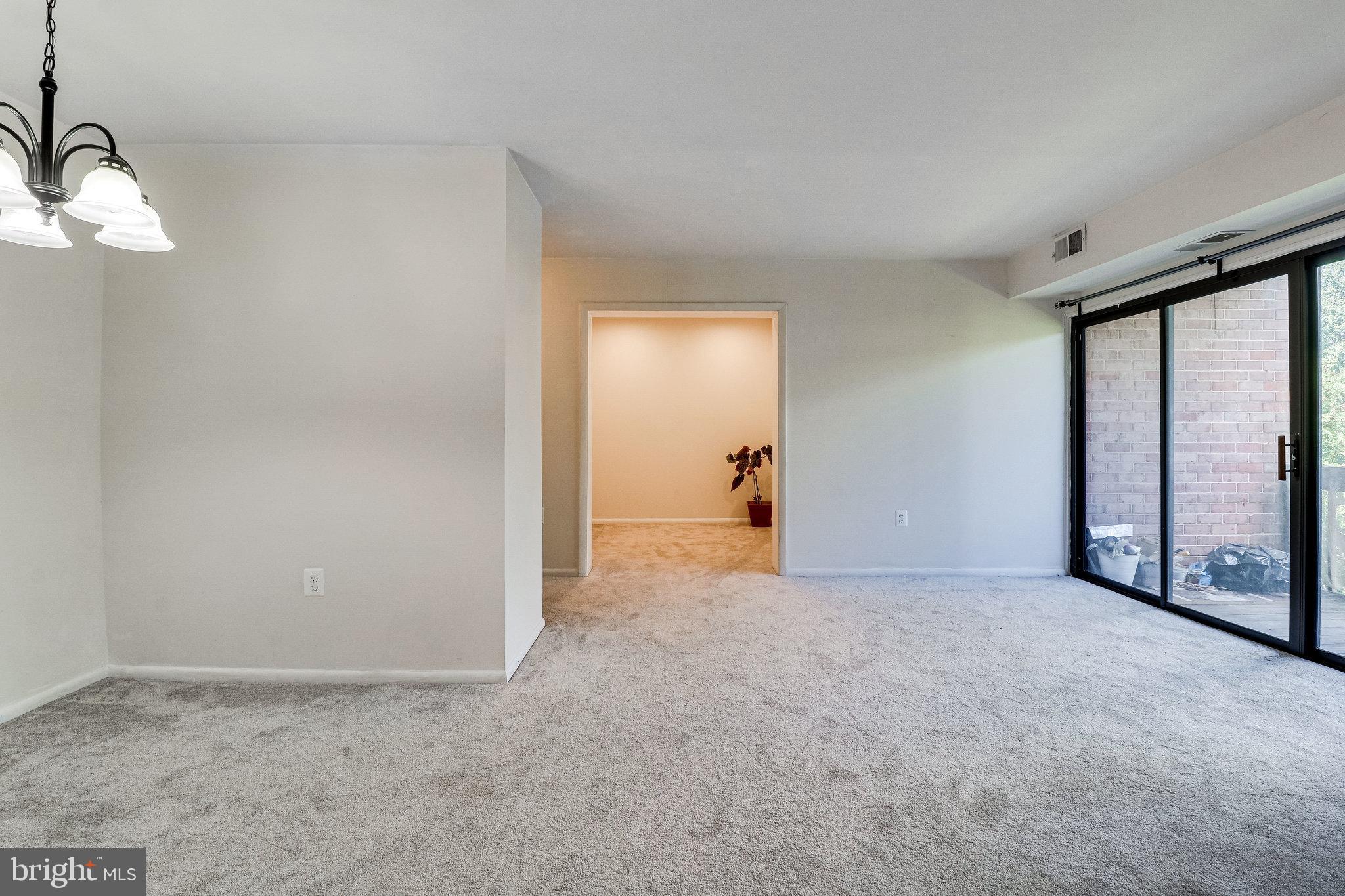 FAIRFAX WEST - Residential Lease