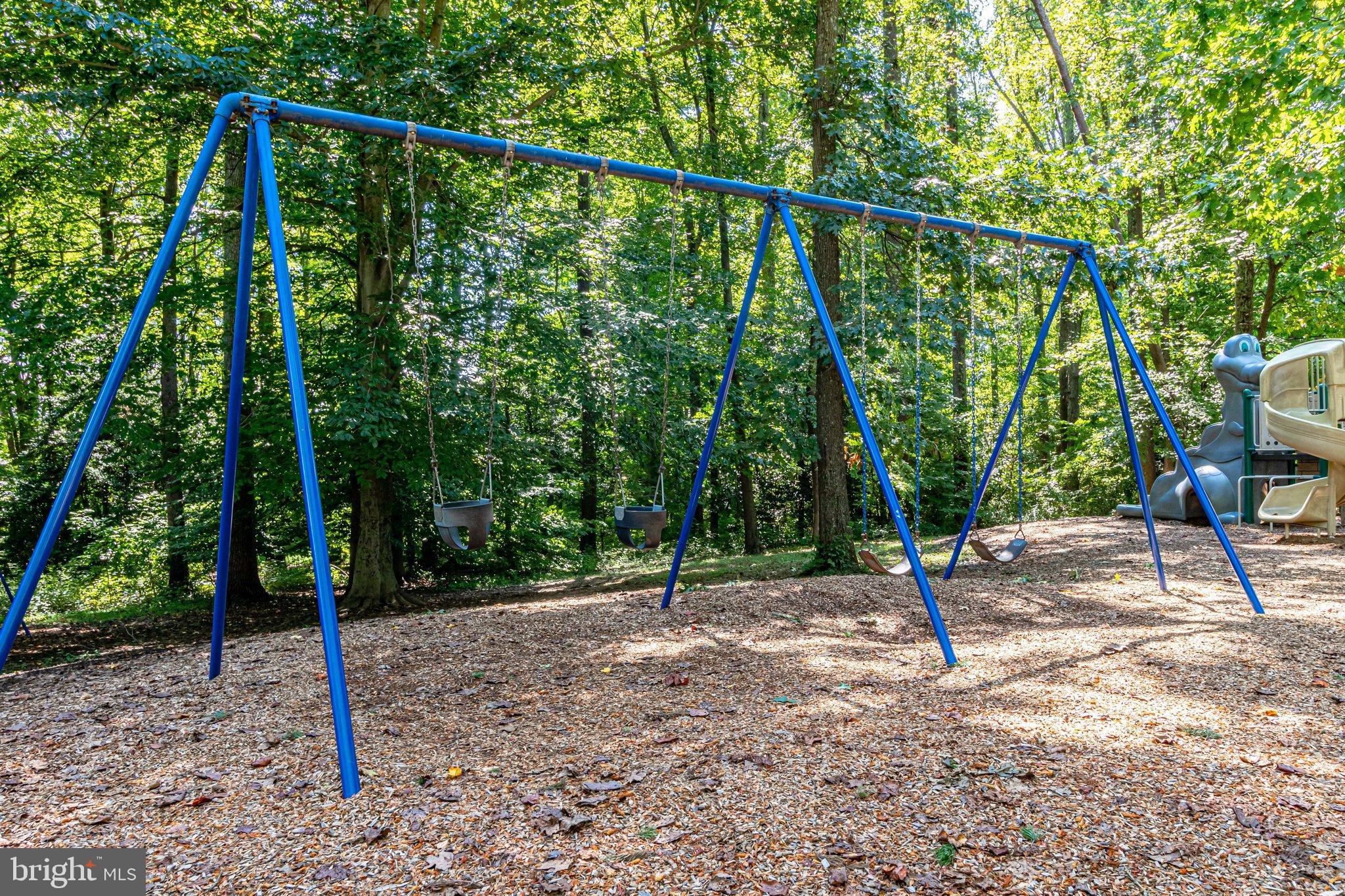 FAIRFAX WEST - Residential Lease