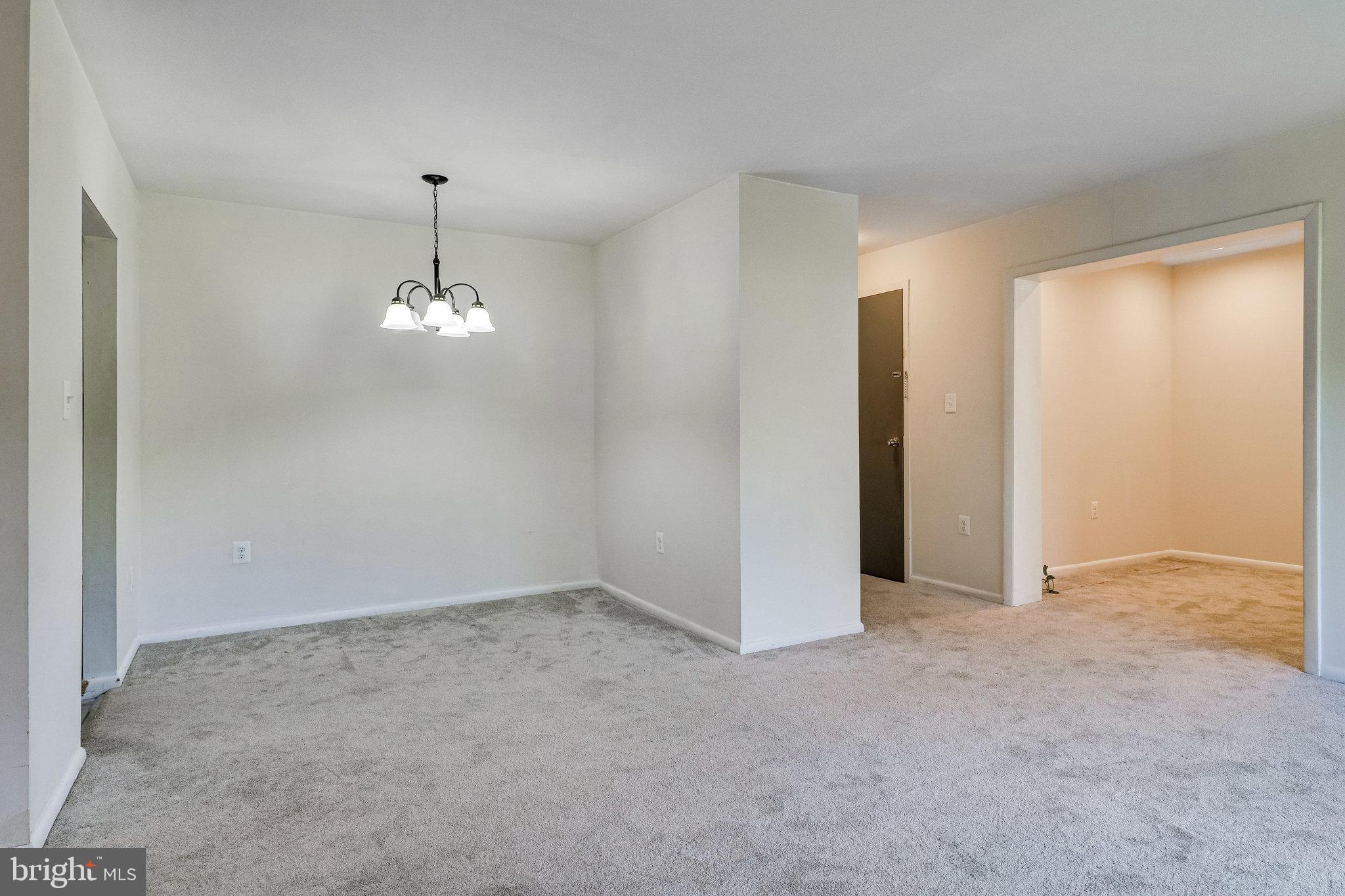 FAIRFAX WEST - Residential Lease