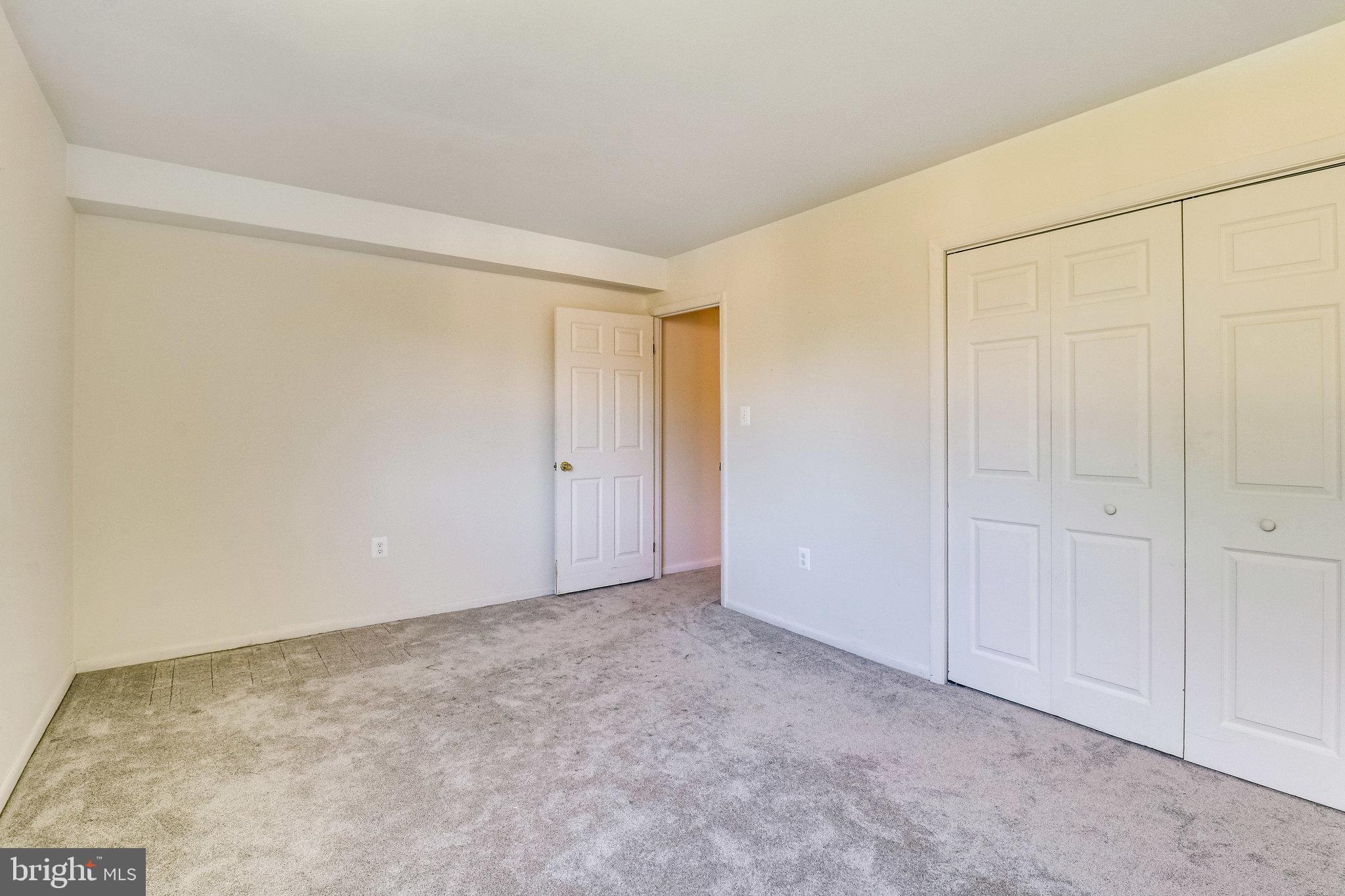 FAIRFAX WEST - Residential Lease