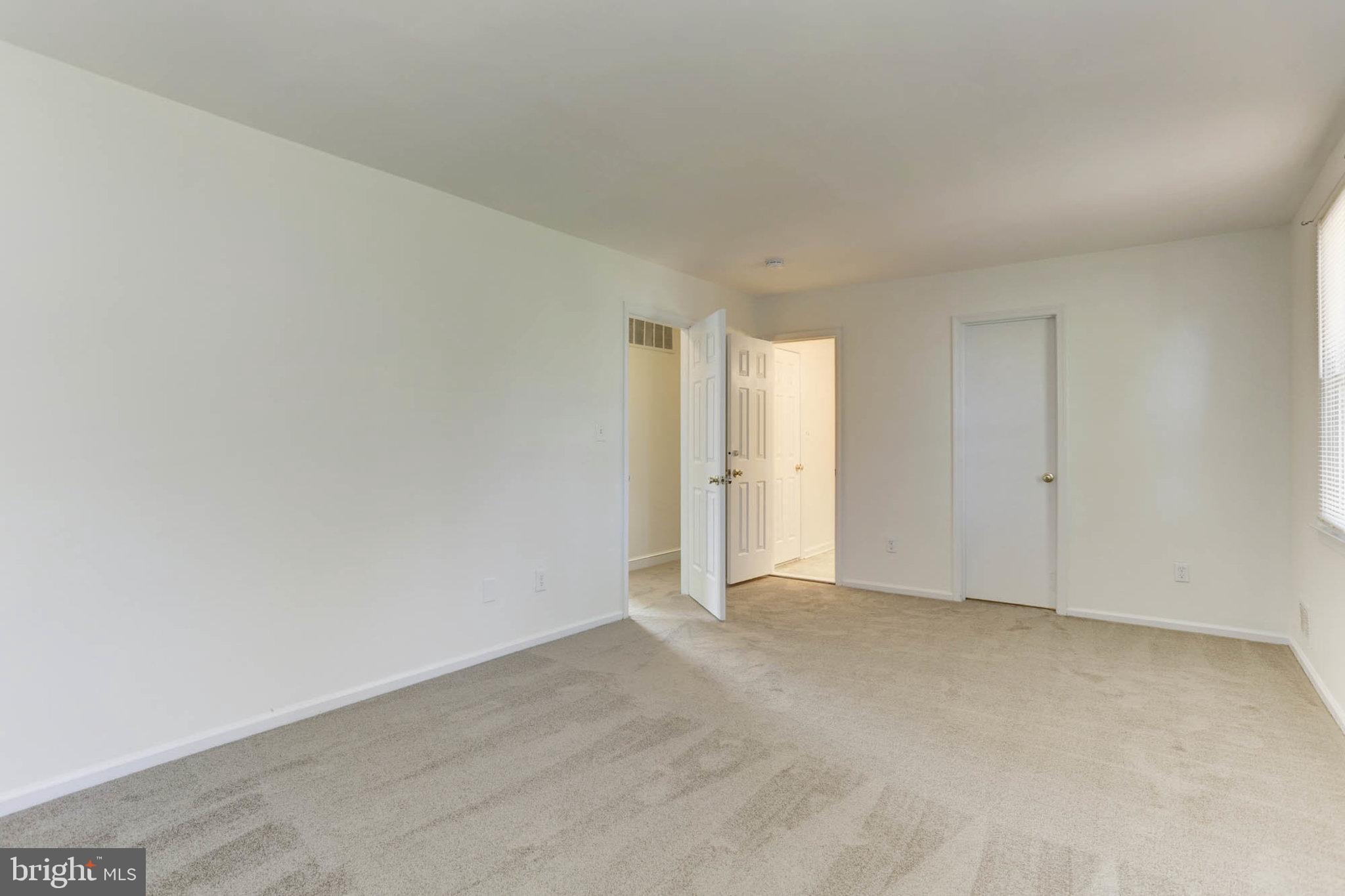 GENERAL HATCH - Residential Lease