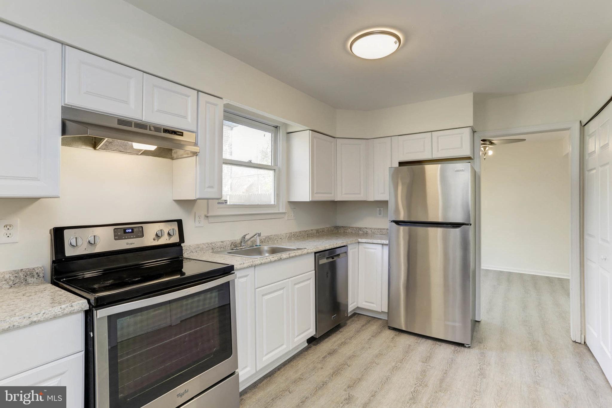 GENERAL HATCH - Residential Lease