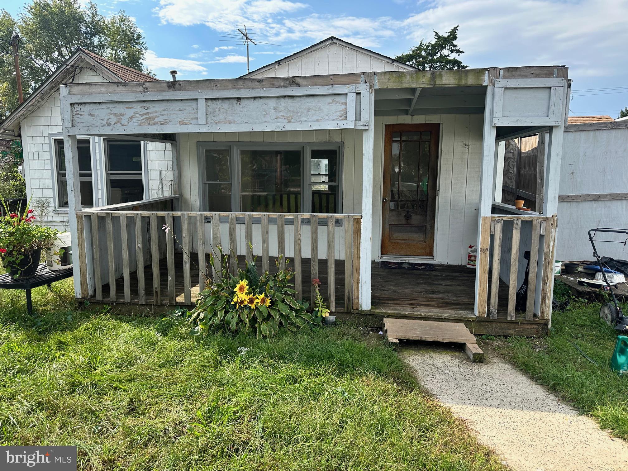59 HARDING AVENUE