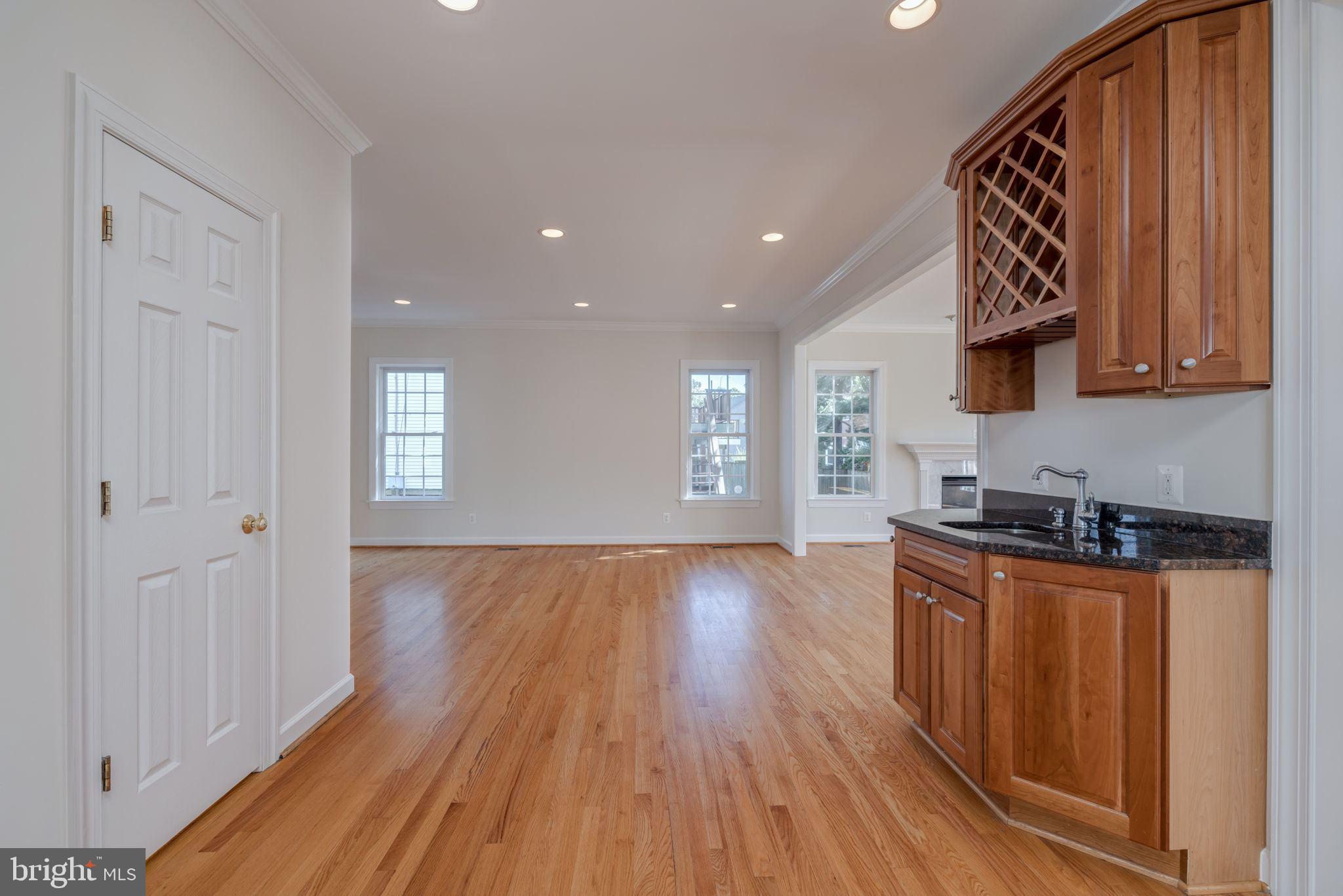 DOUGLAS ESTATES - Residential