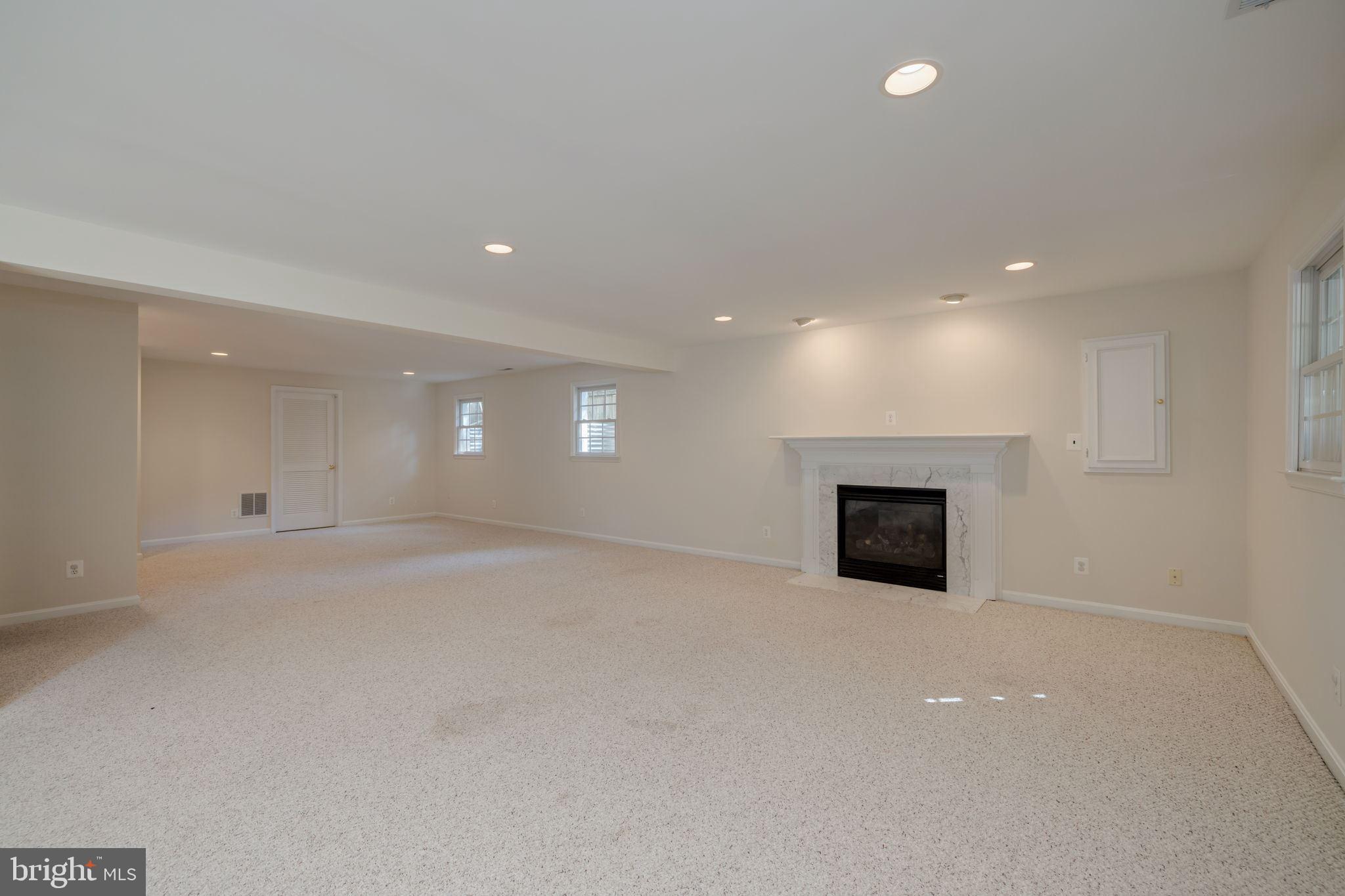 DOUGLAS ESTATES - Residential