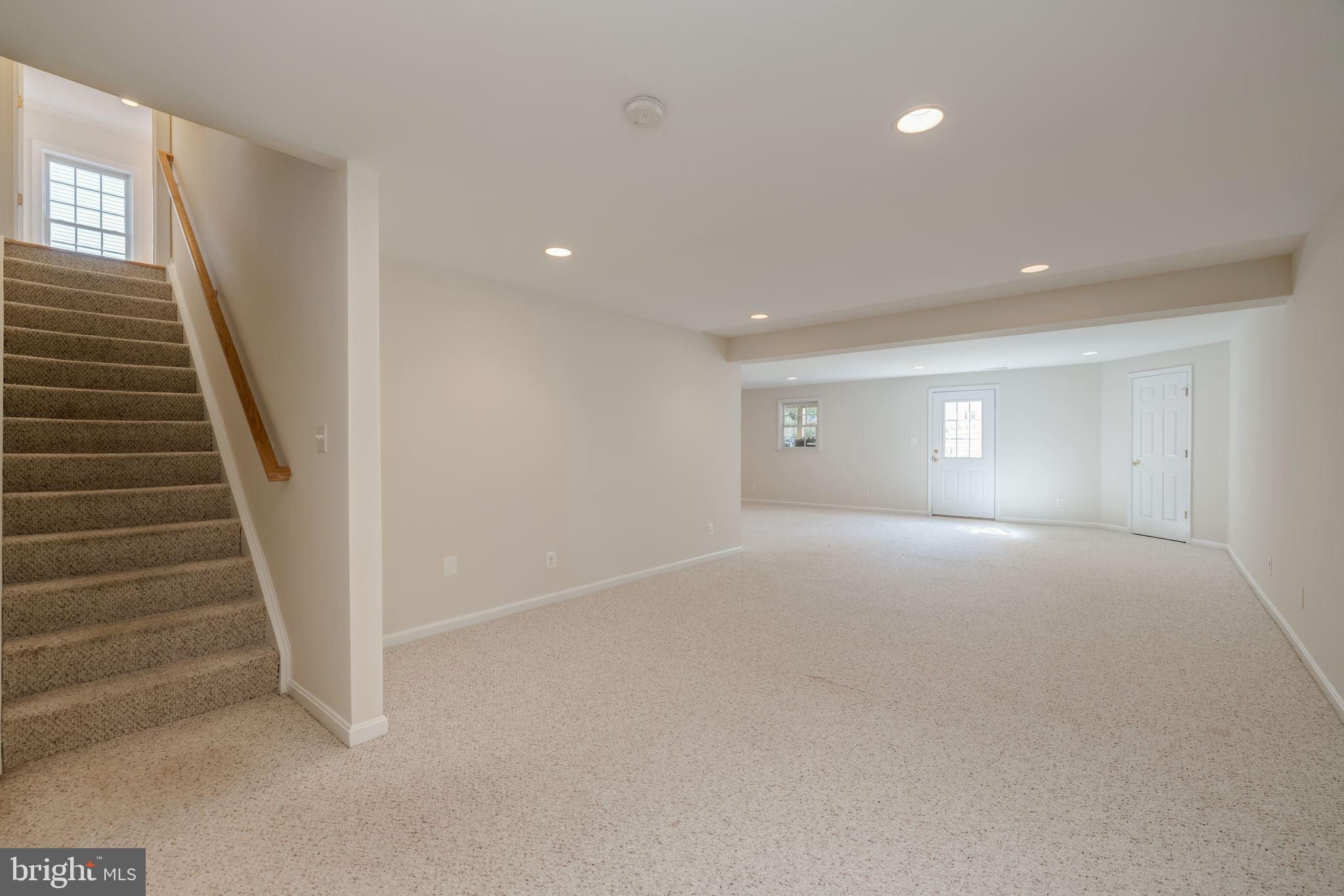 DOUGLAS ESTATES - Residential