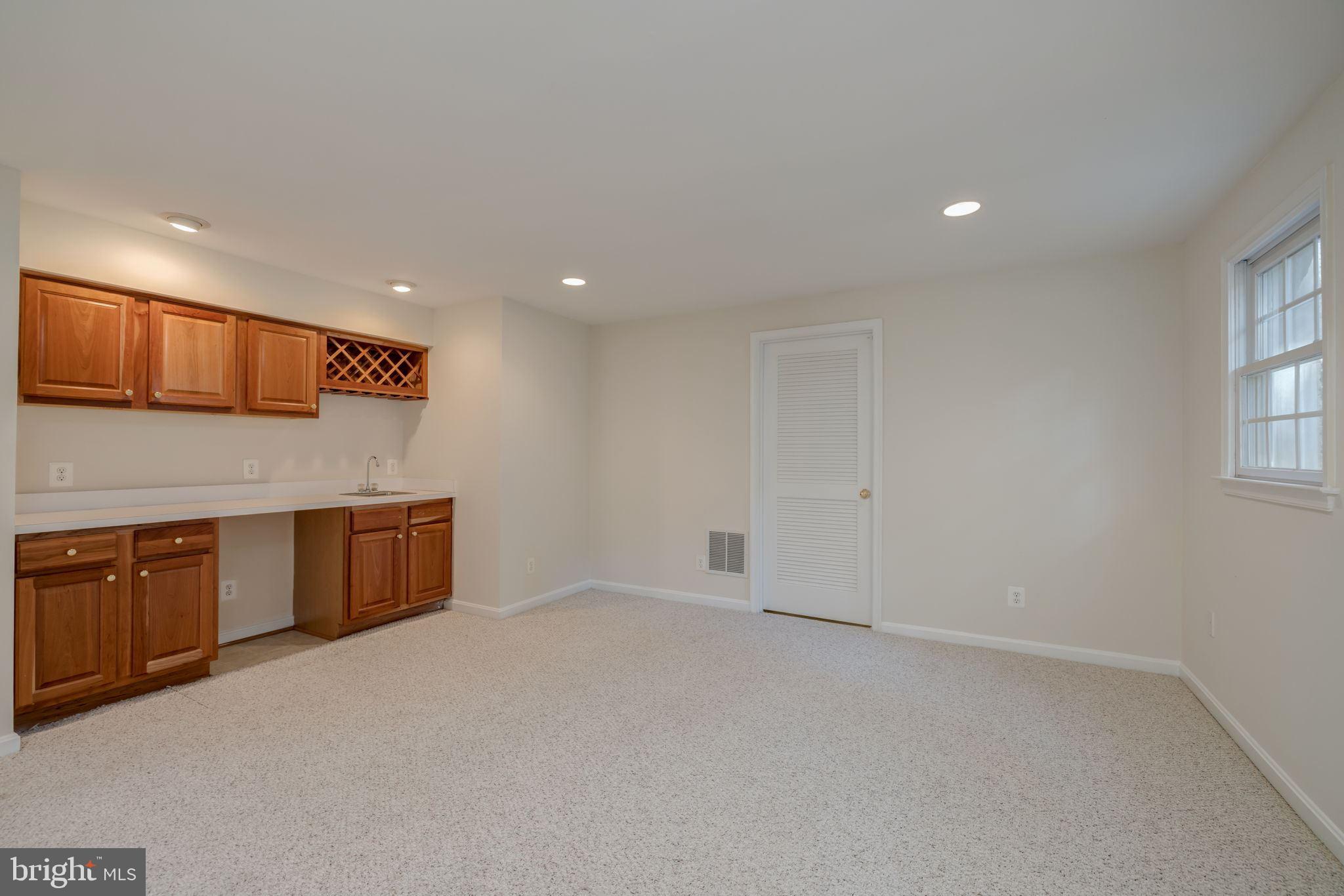 DOUGLAS ESTATES - Residential