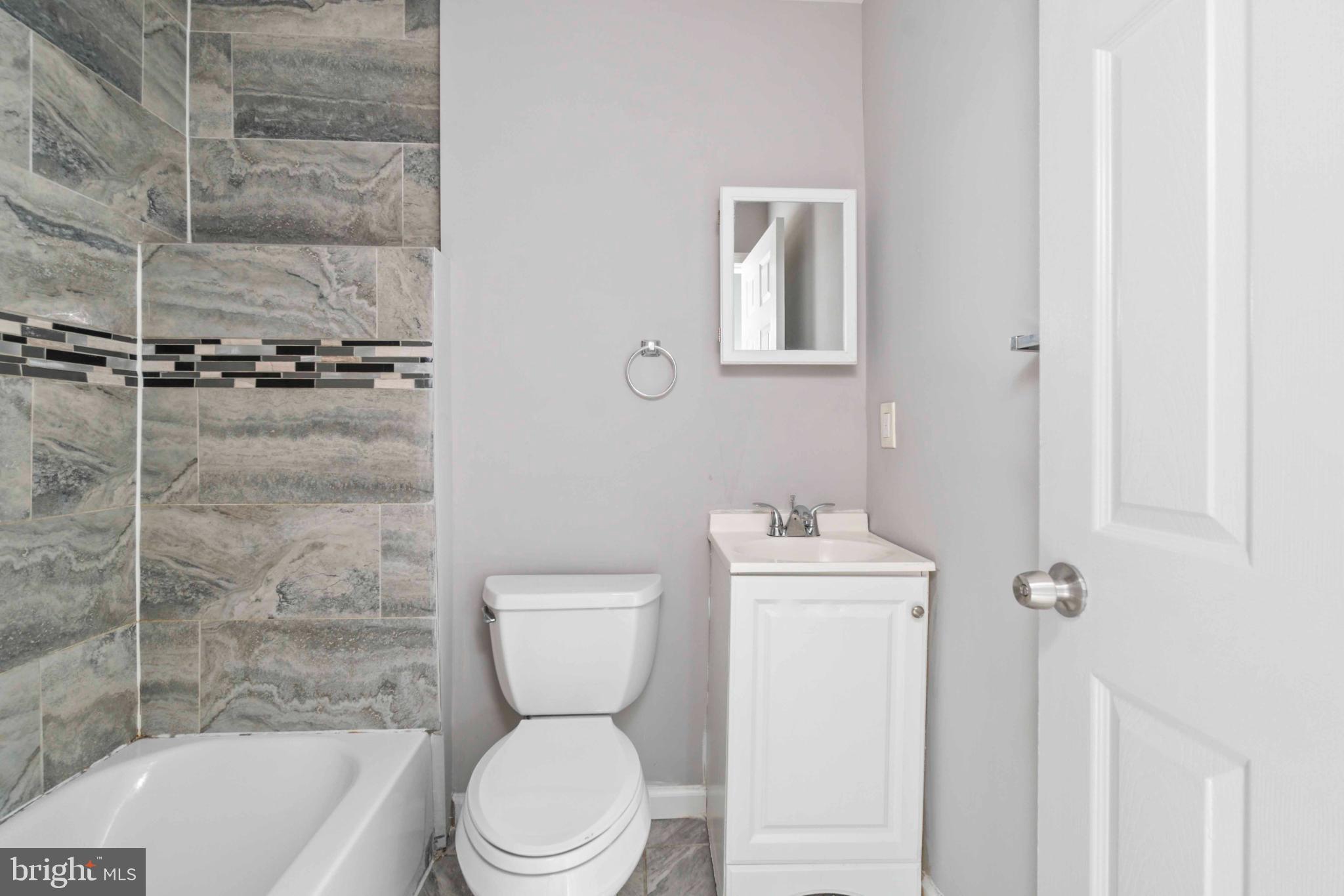 ELWOOD PARK - Residential