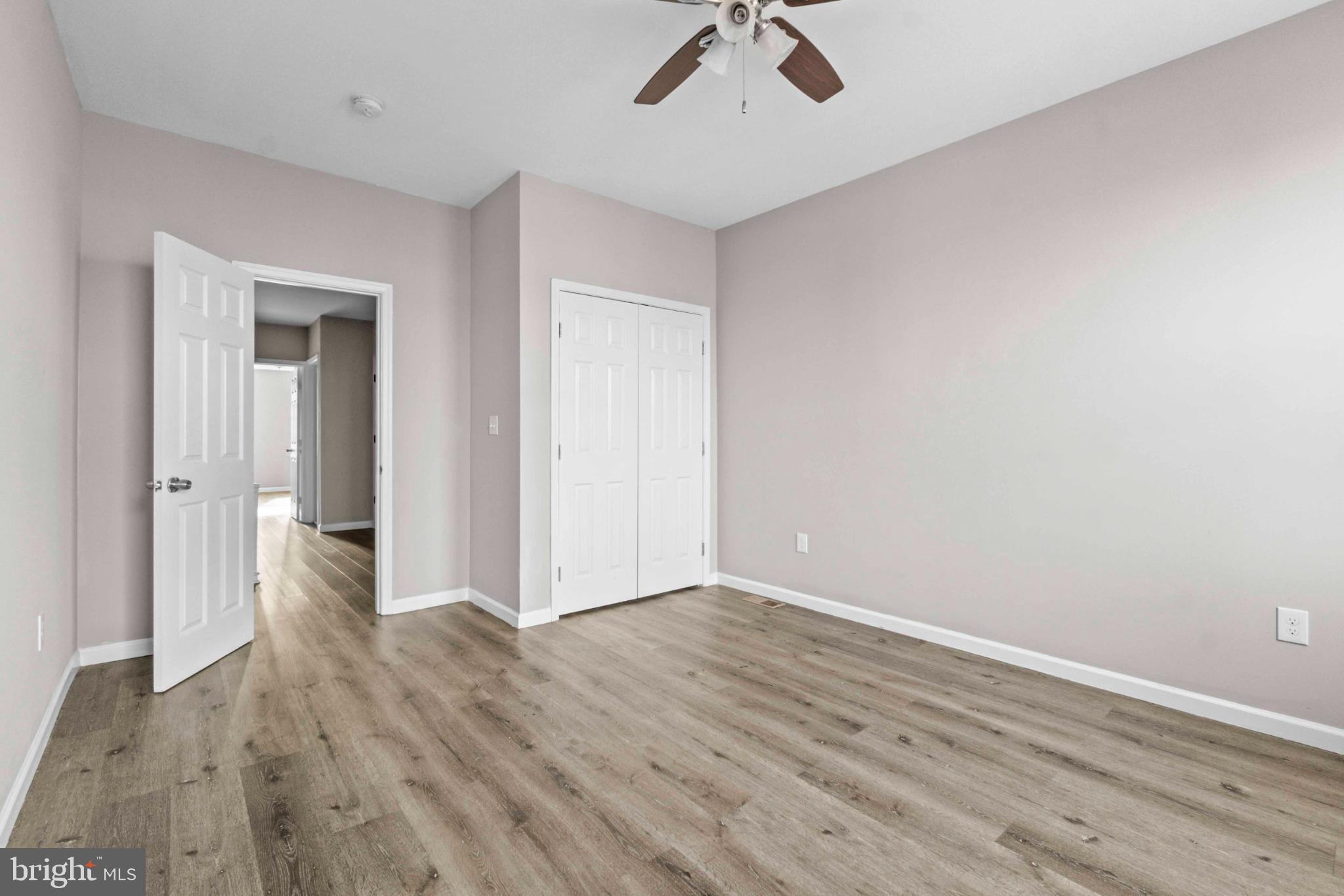 ELWOOD PARK - Residential