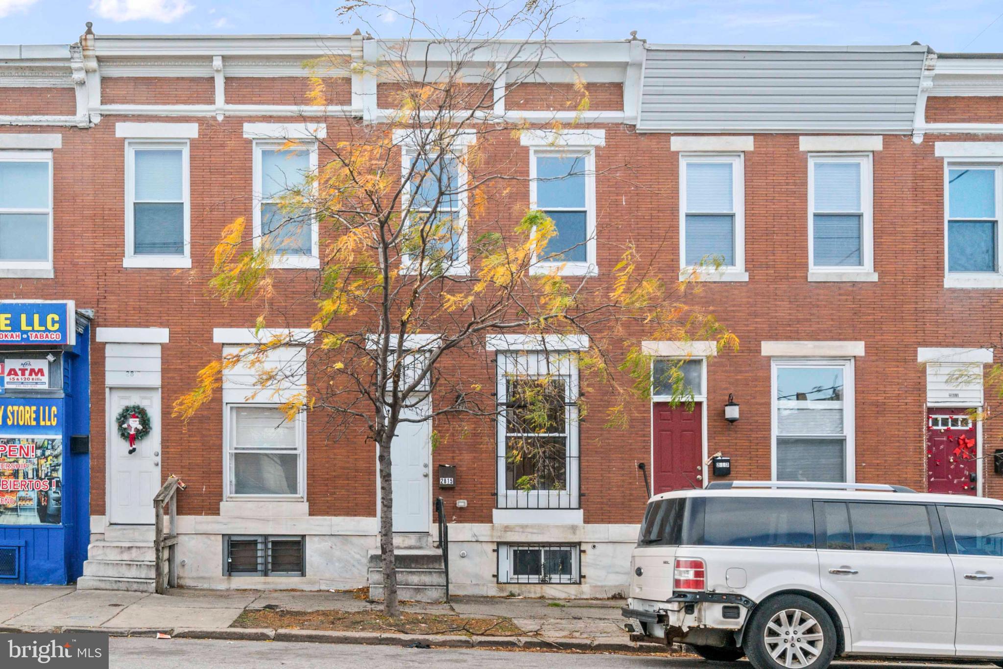 ELWOOD PARK - Residential