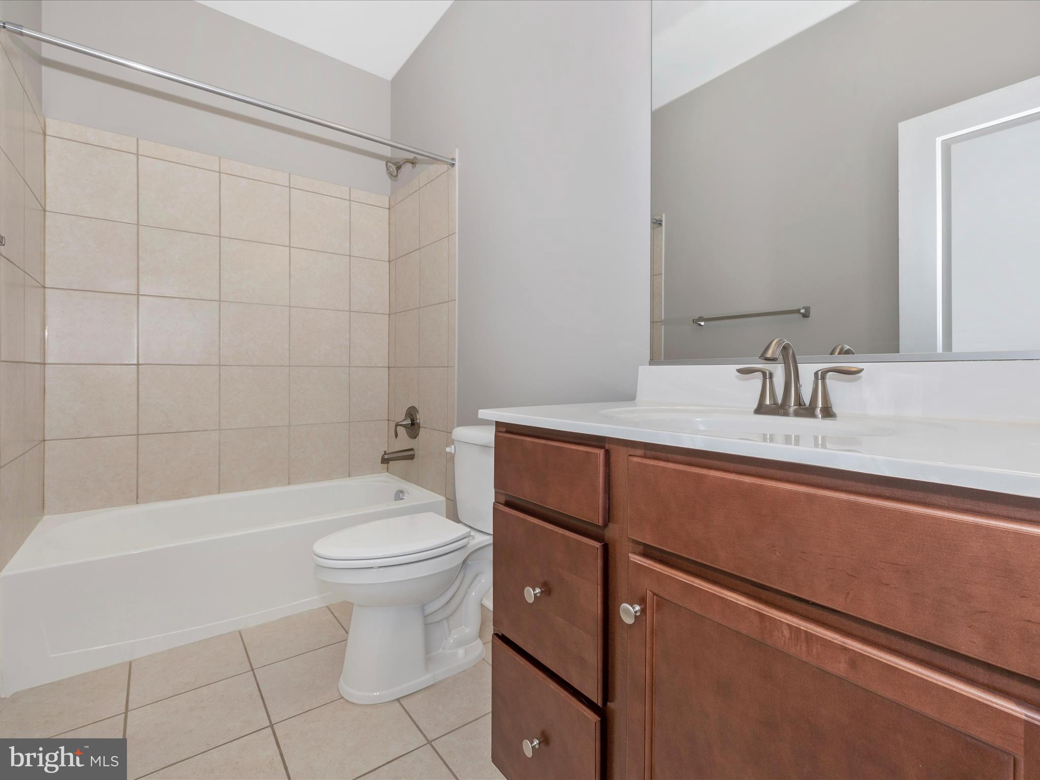 TALLYN RIDGE - Residential