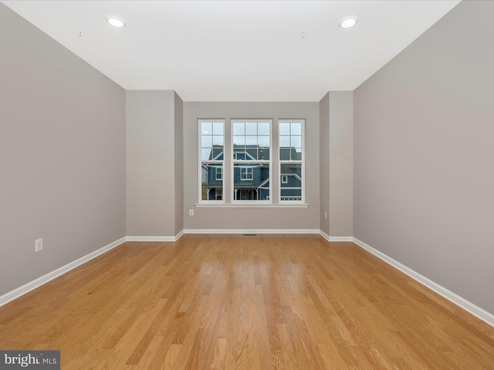 TALLYN RIDGE - Residential