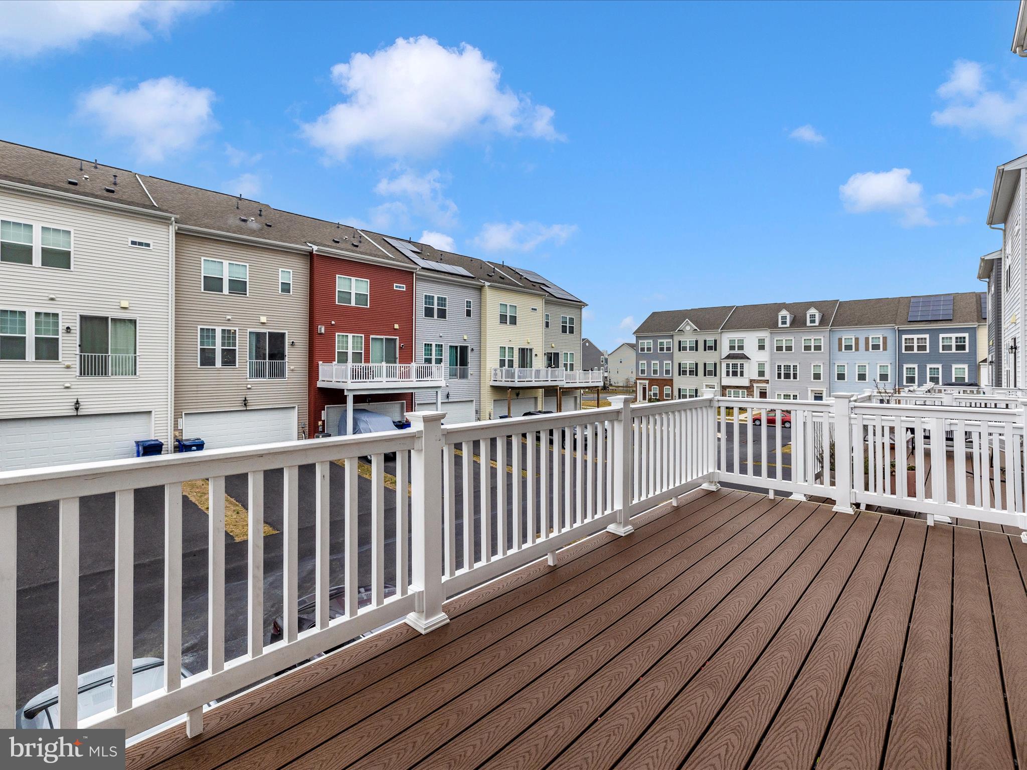 TALLYN RIDGE - Residential