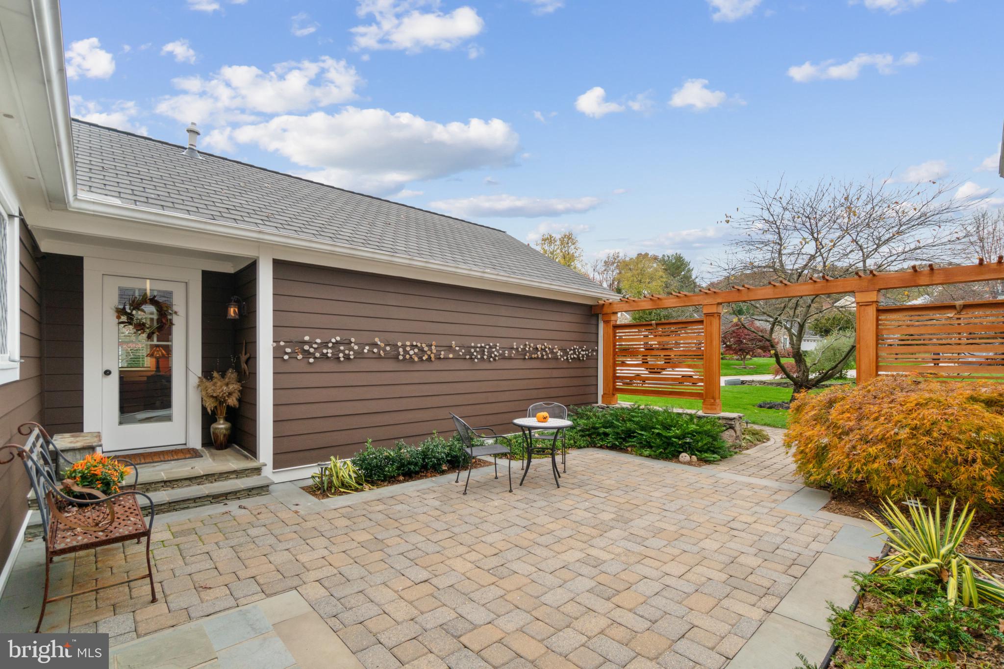 POINT FIELD LANDING - Residential