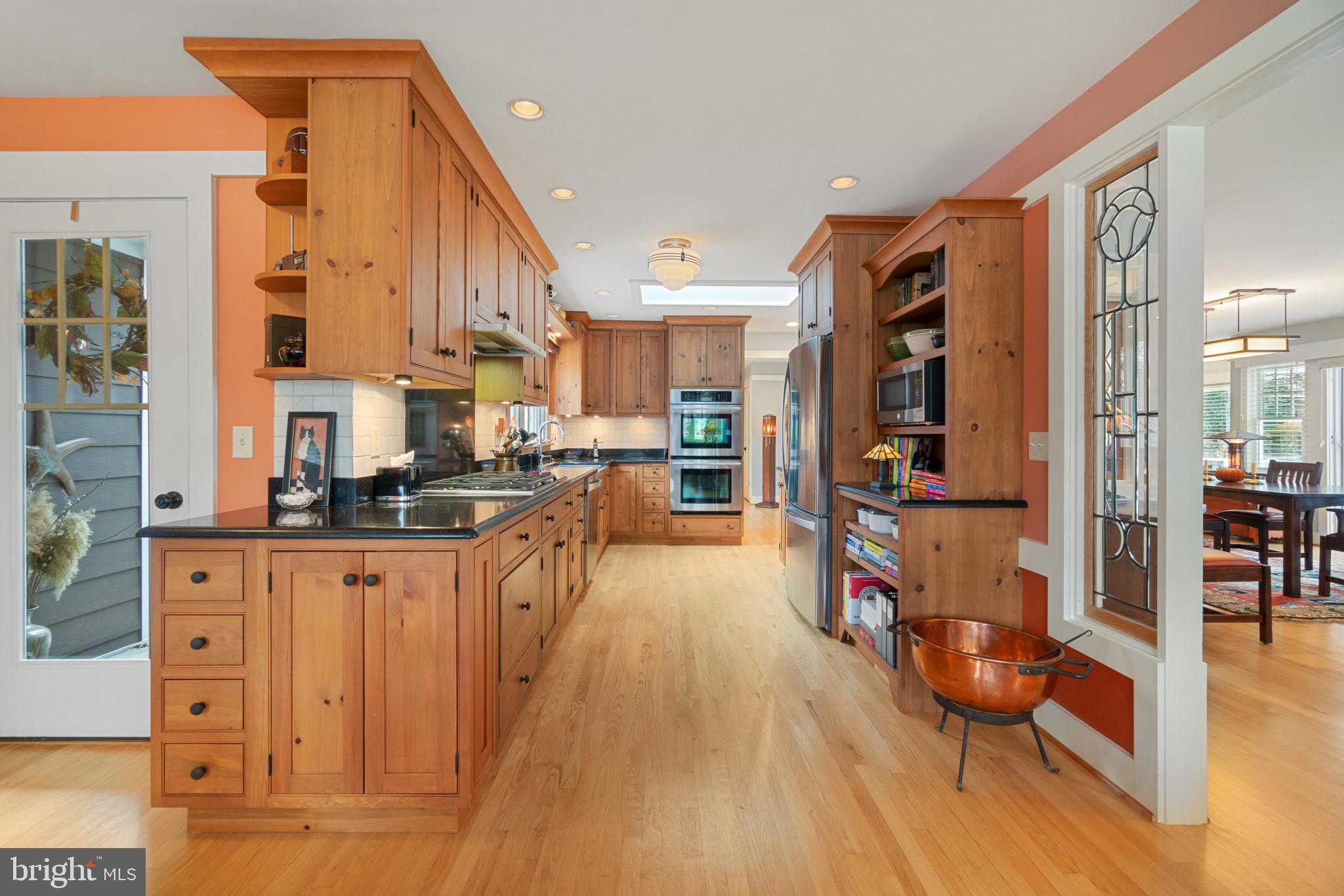 POINT FIELD LANDING - Residential