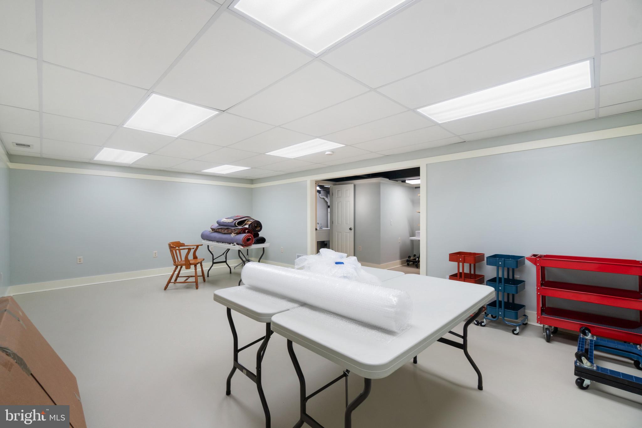 POINT FIELD LANDING - Residential