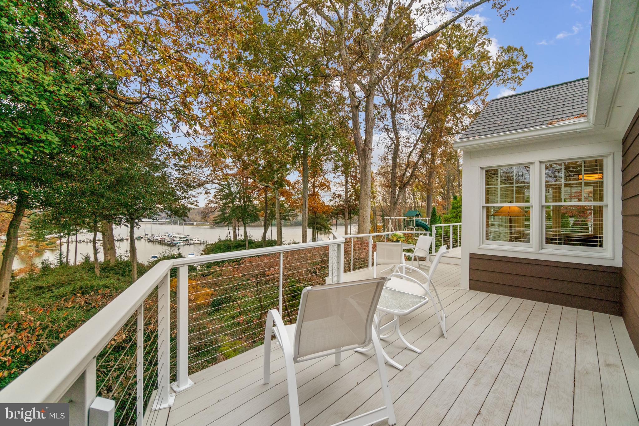 POINT FIELD LANDING - Residential