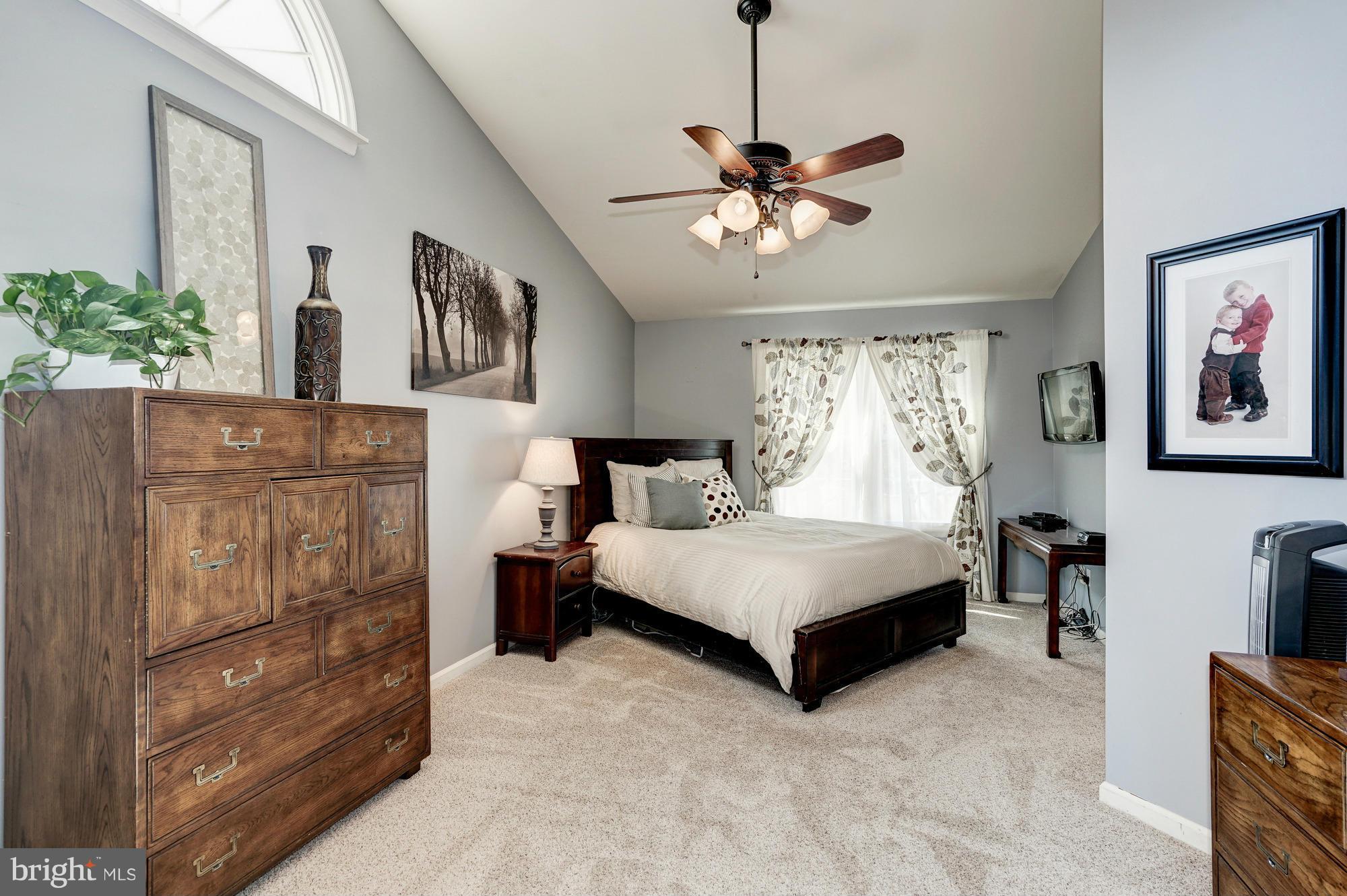 OLD BRIDGE ESTATES - Residential Lease