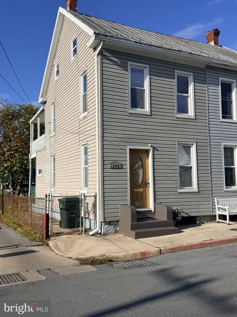 Townhouse For Rent - 133 E Lee Street<br/> HAGERSTOWN, MD 21740
