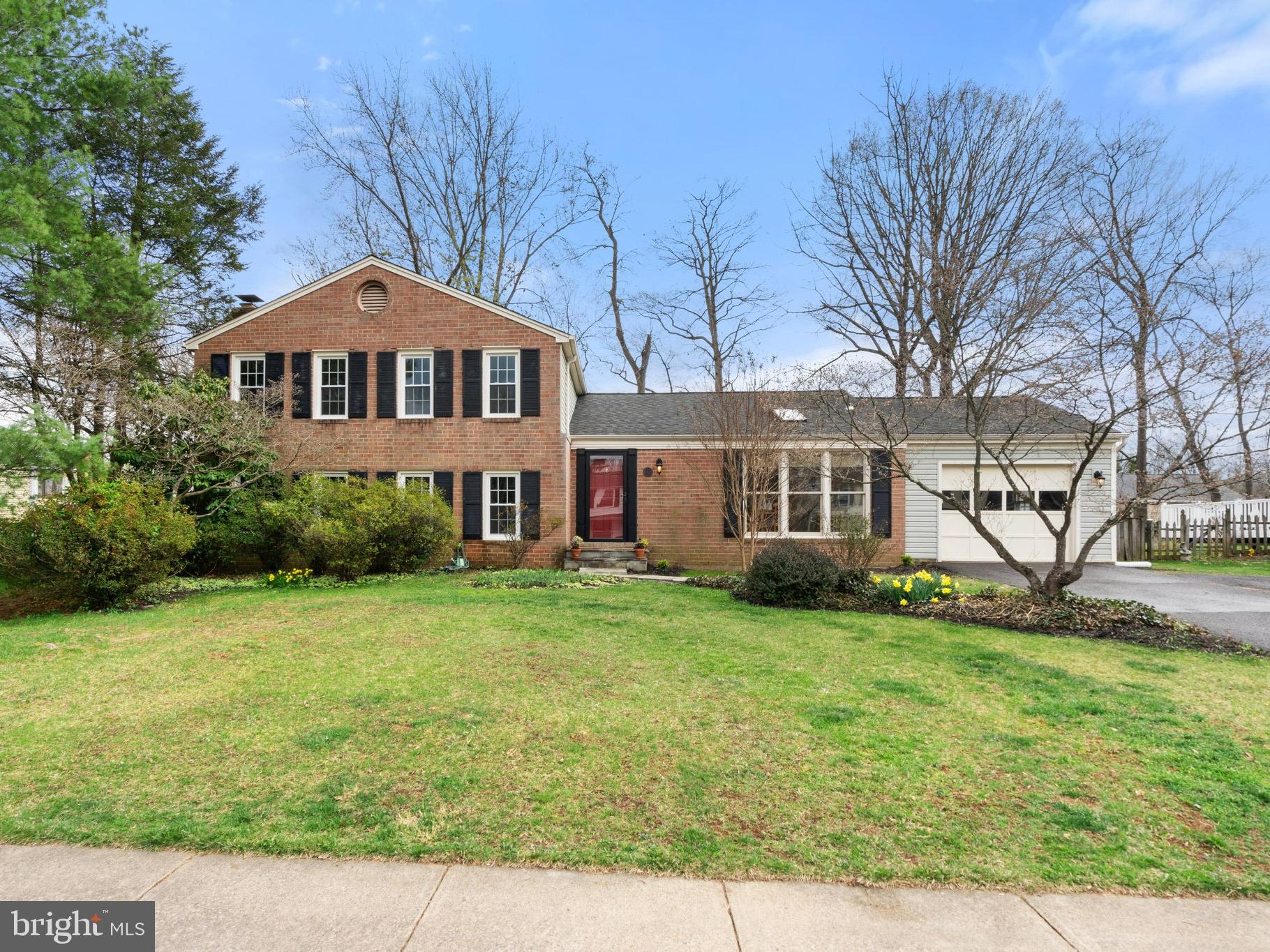 LEESBURG COUNTRY CLUB - Residential