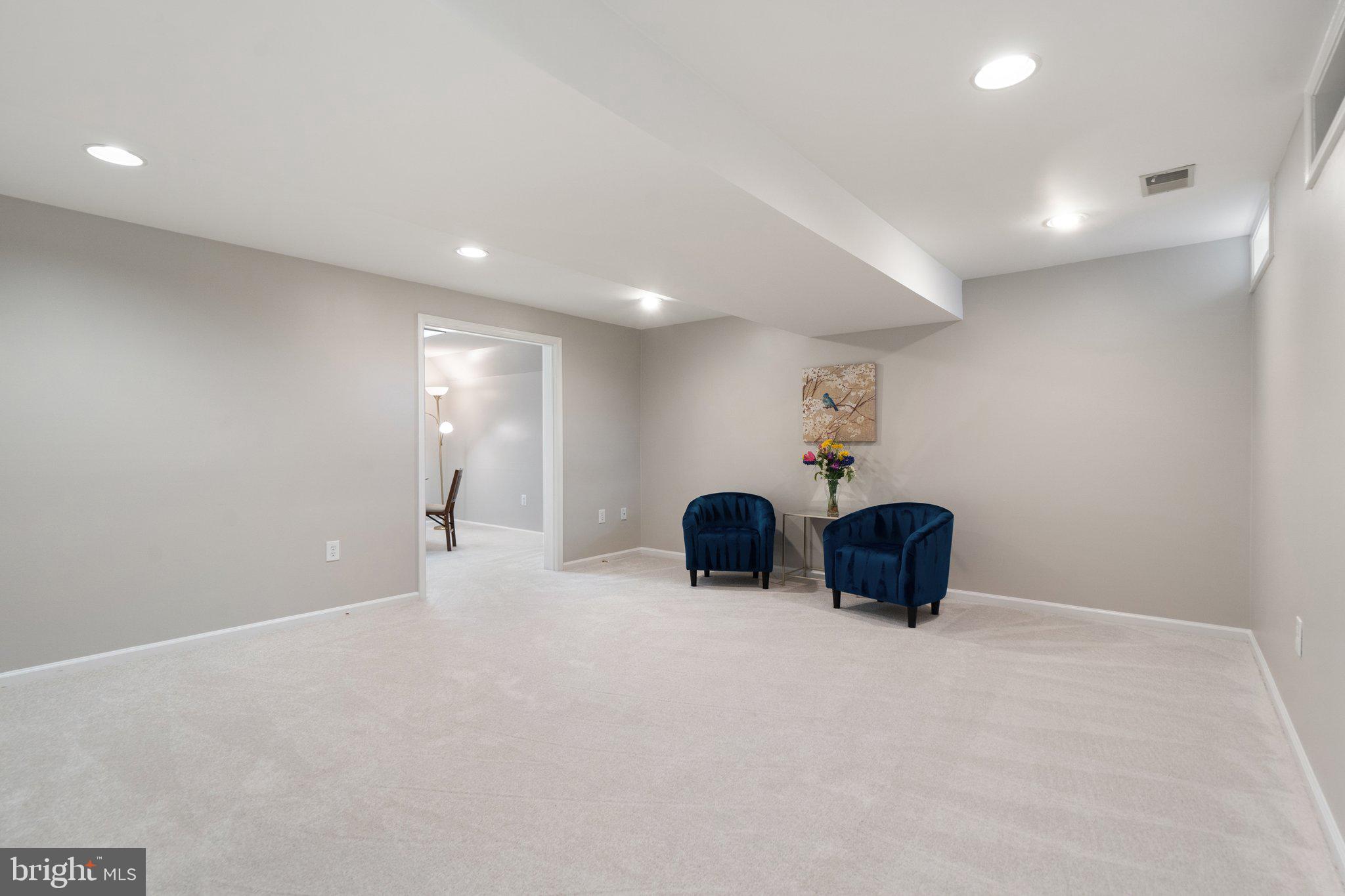 LEESBURG COUNTRY CLUB - Residential