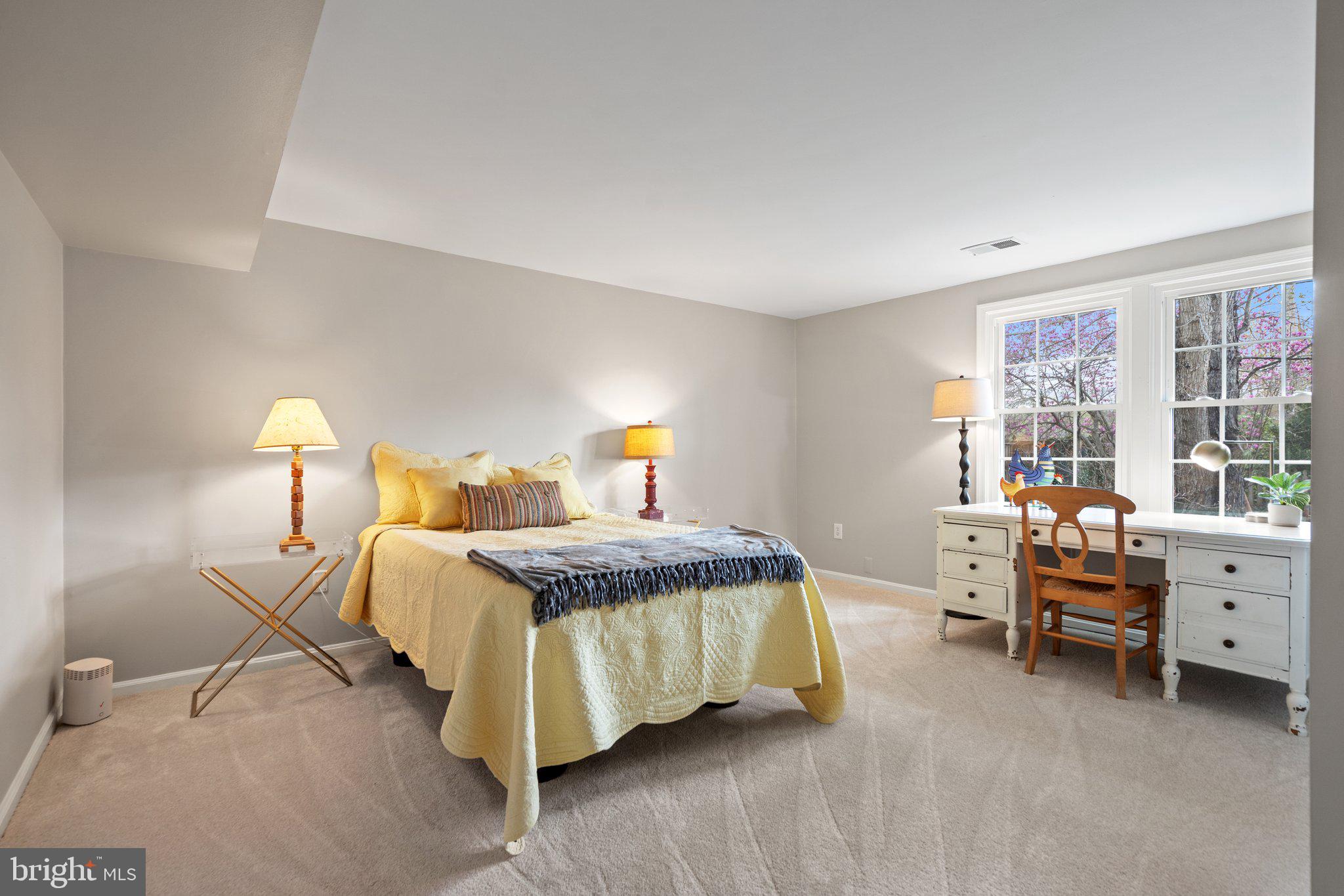 LEESBURG COUNTRY CLUB - Residential