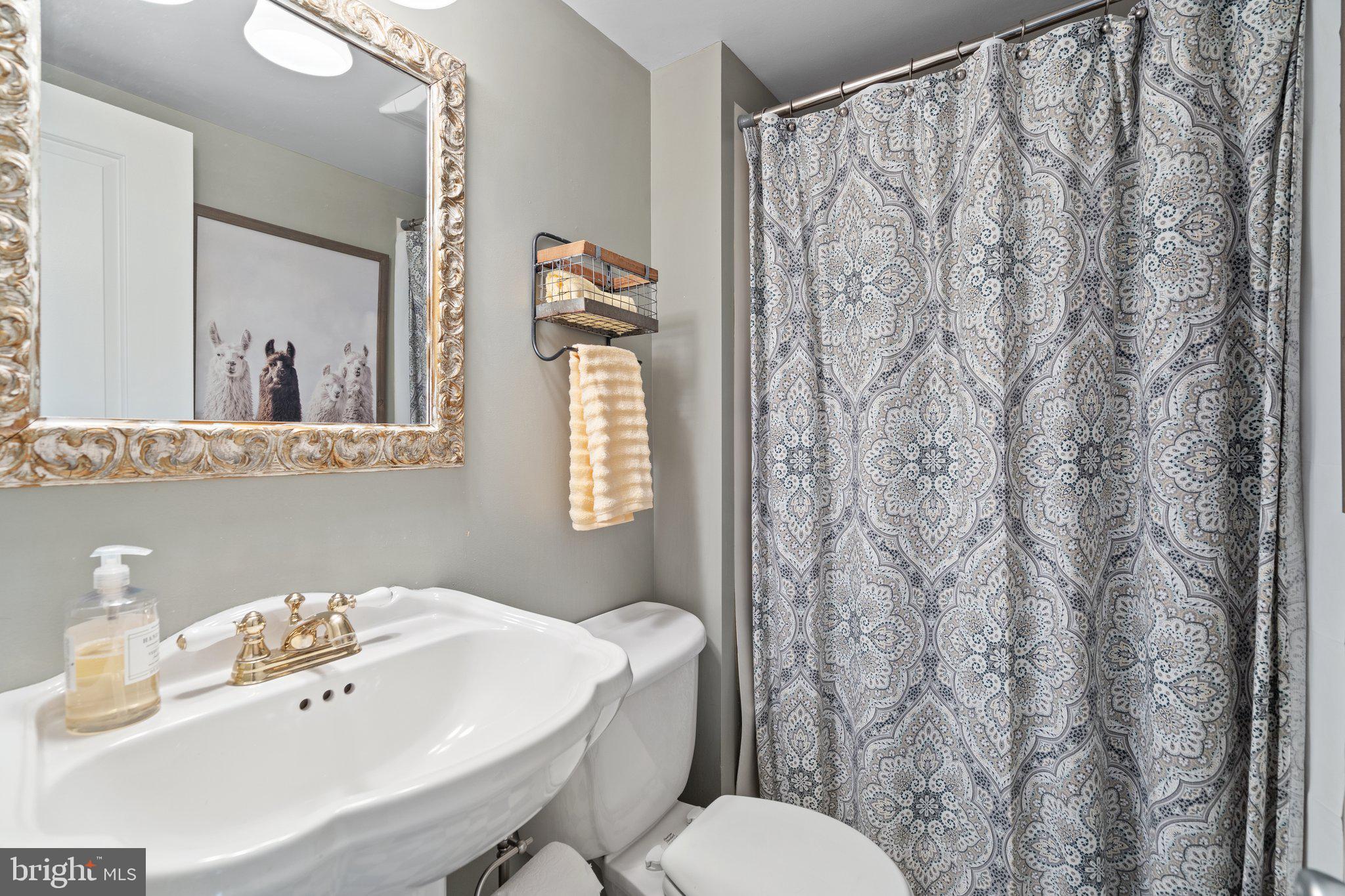 LEESBURG COUNTRY CLUB - Residential