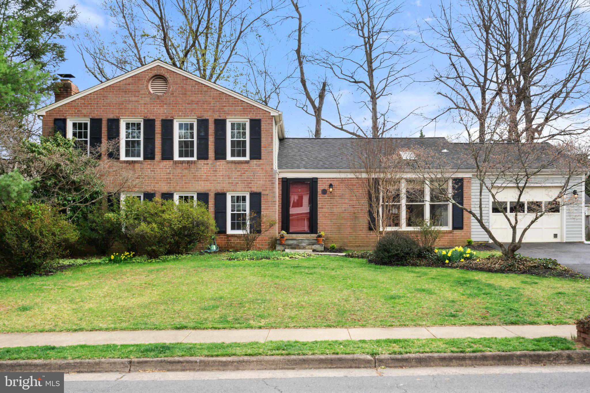 LEESBURG COUNTRY CLUB - Residential