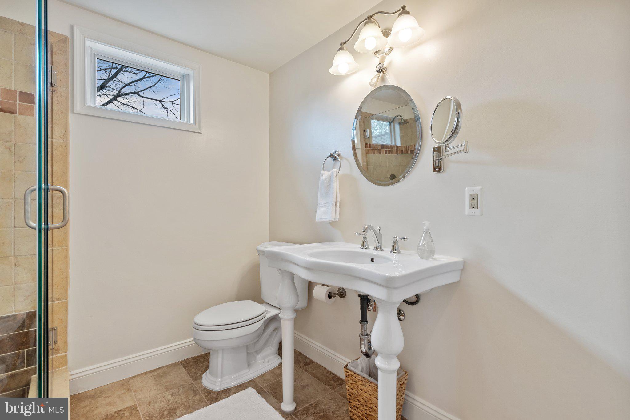 LEESBURG COUNTRY CLUB - Residential