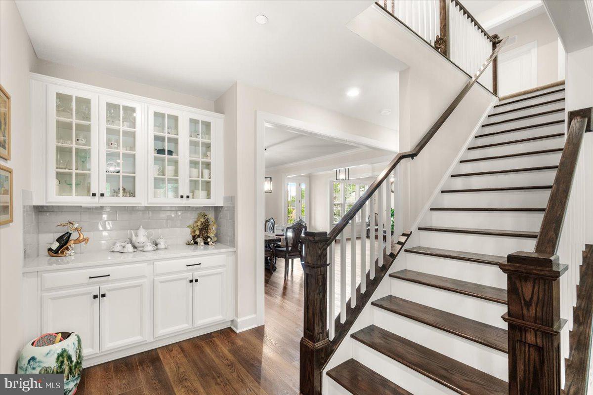 WESTMOUNT - Residential