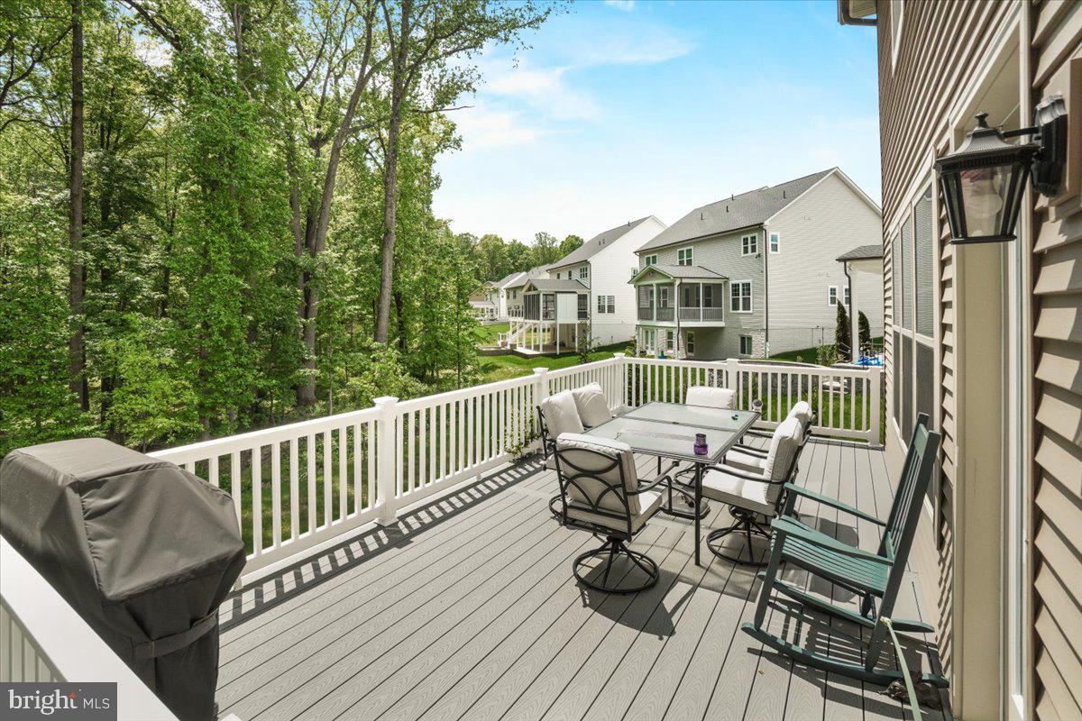 WESTMOUNT - Residential