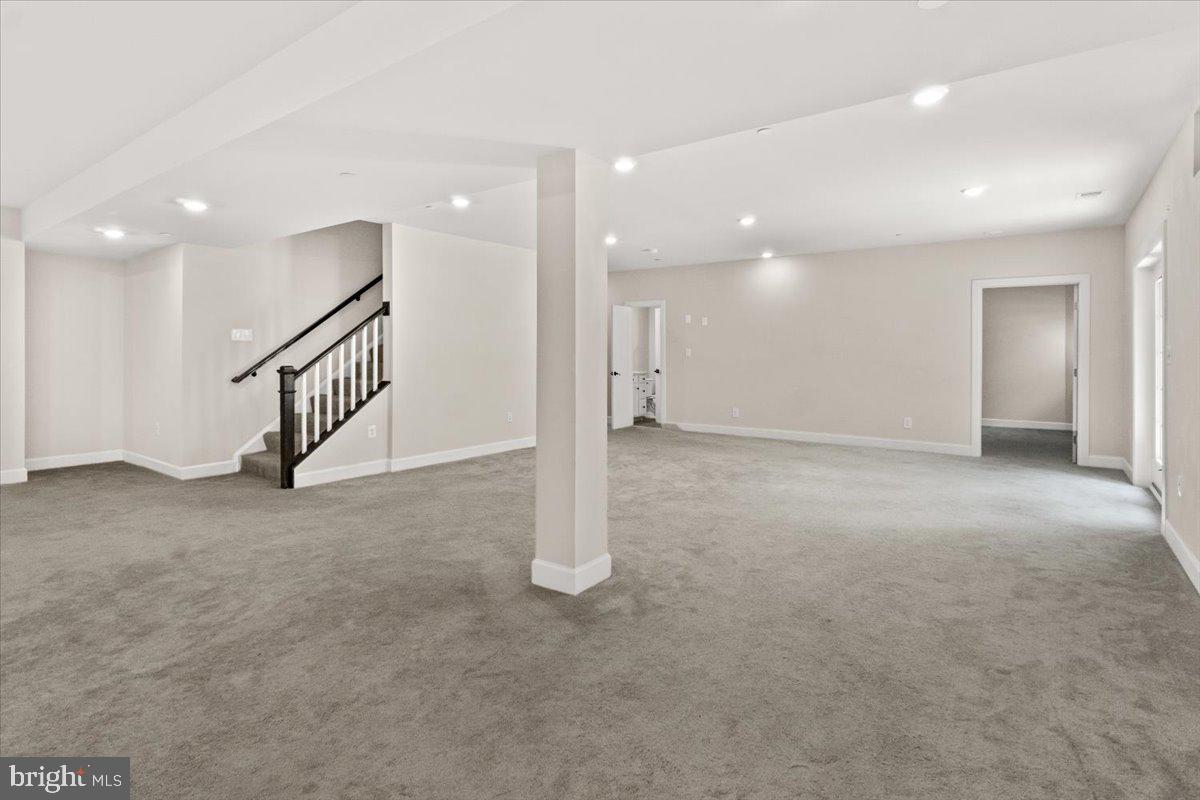 WESTMOUNT - Residential