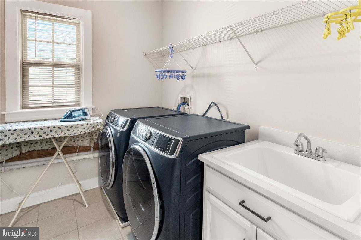 WESTMOUNT - Residential