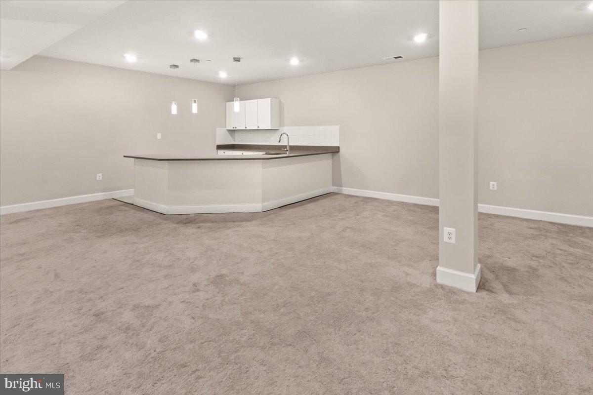 WESTMOUNT - Residential