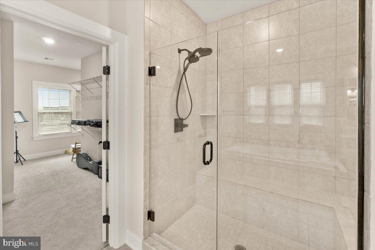 WESTMOUNT - Residential