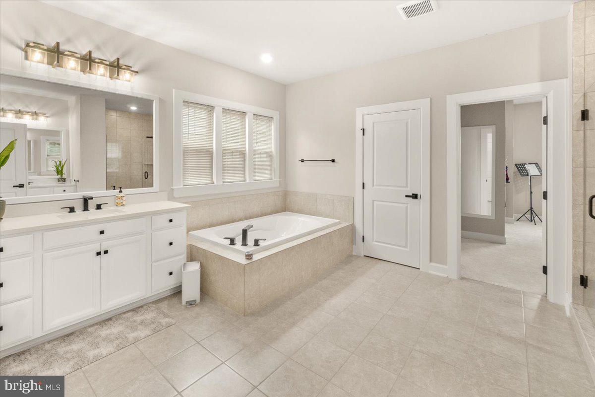 WESTMOUNT - Residential