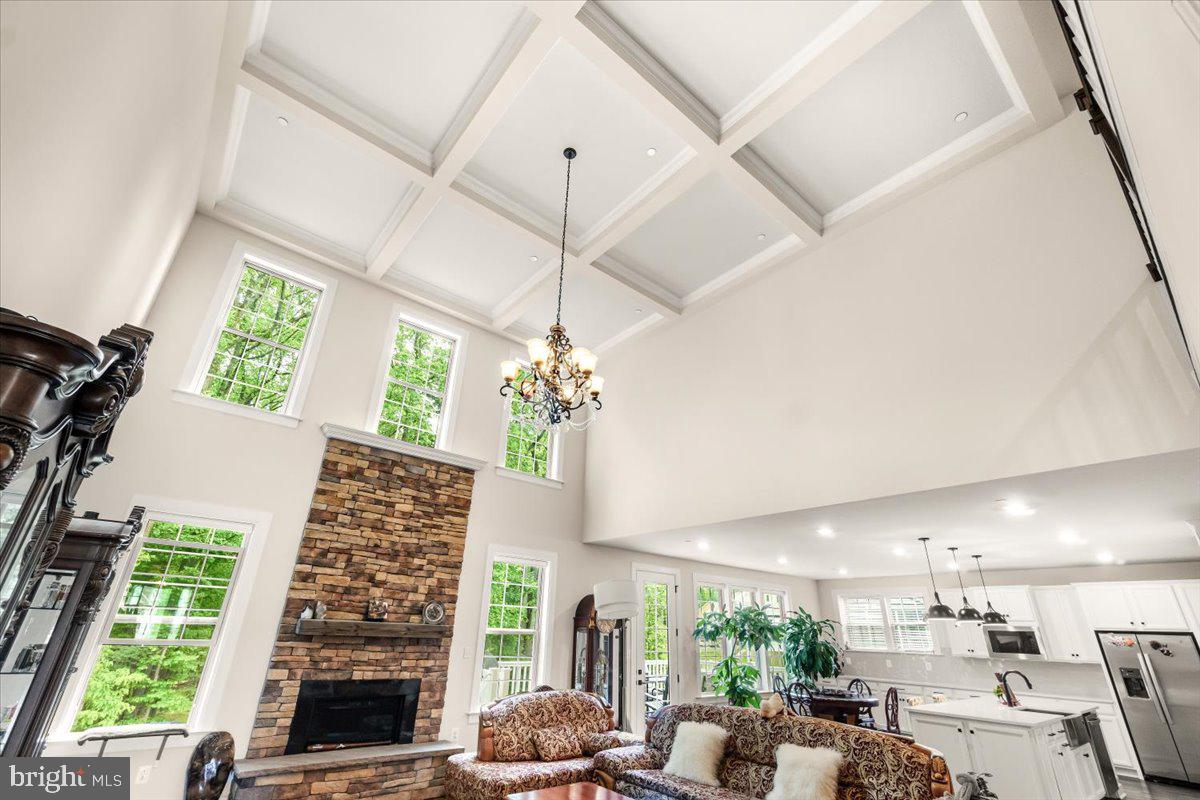 WESTMOUNT - Residential