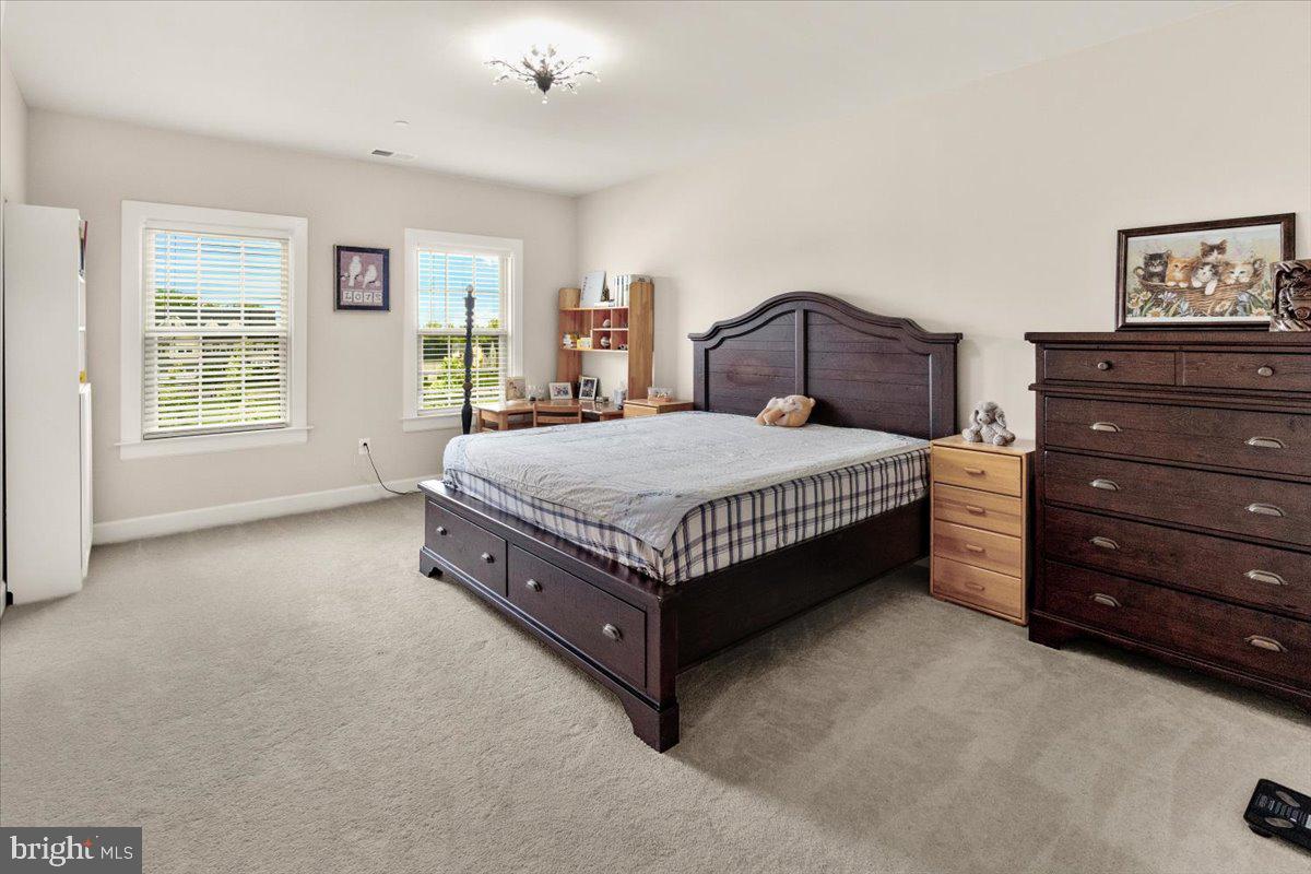 WESTMOUNT - Residential