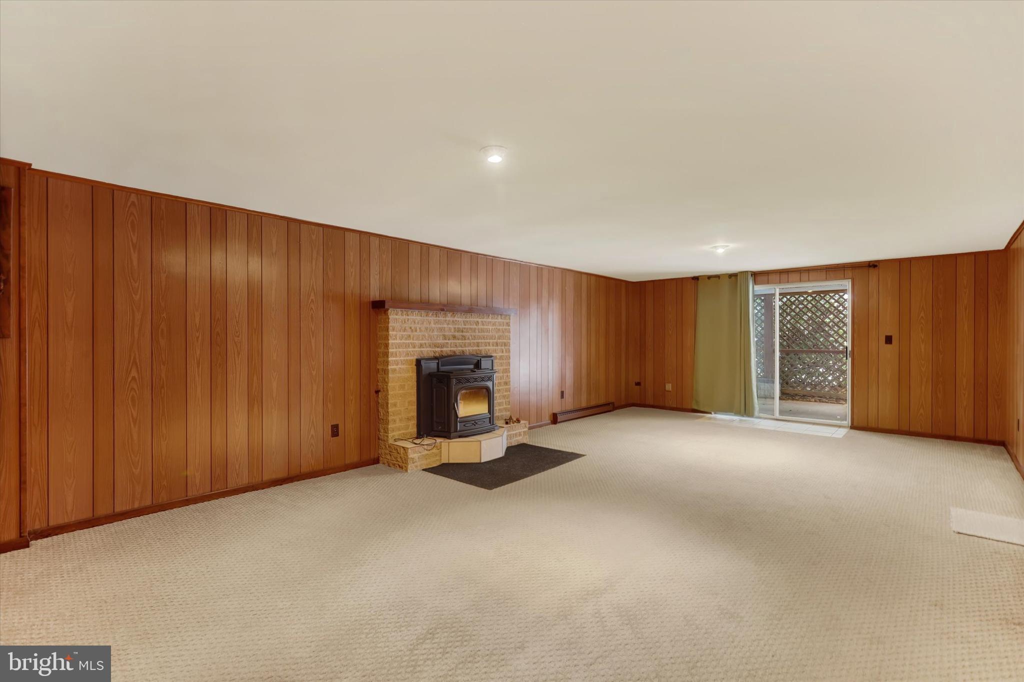 PENN NATIONAL GOLF COURSE COMMUNITY - Residential