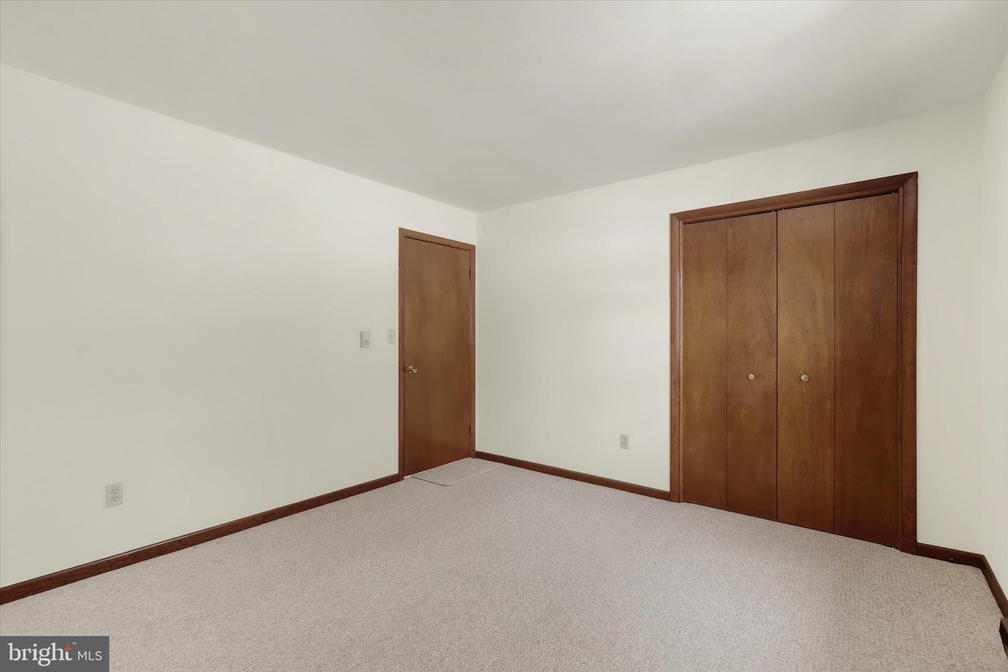 PENN NATIONAL GOLF COURSE COMMUNITY - Residential