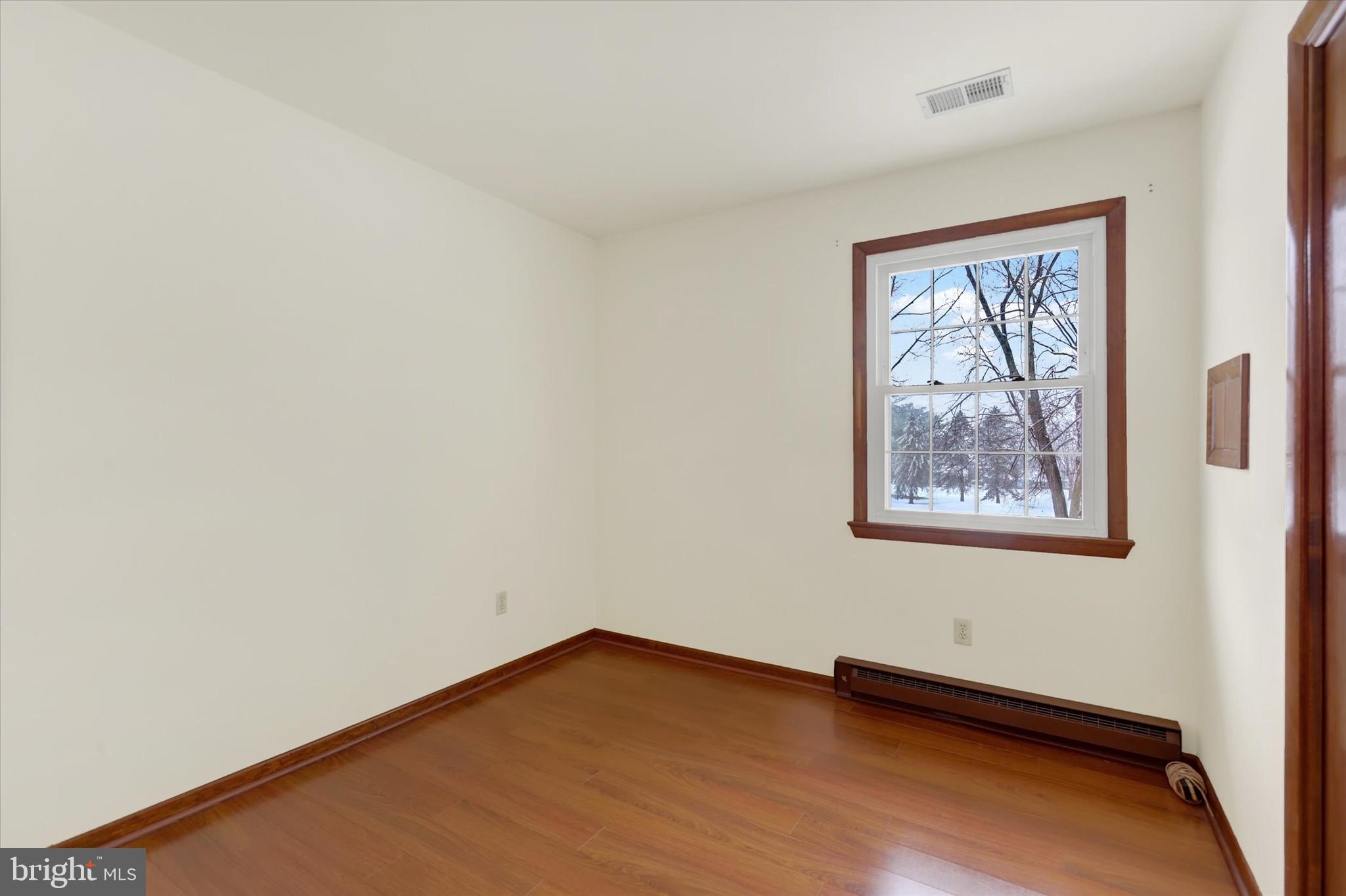 PENN NATIONAL GOLF COURSE COMMUNITY - Residential