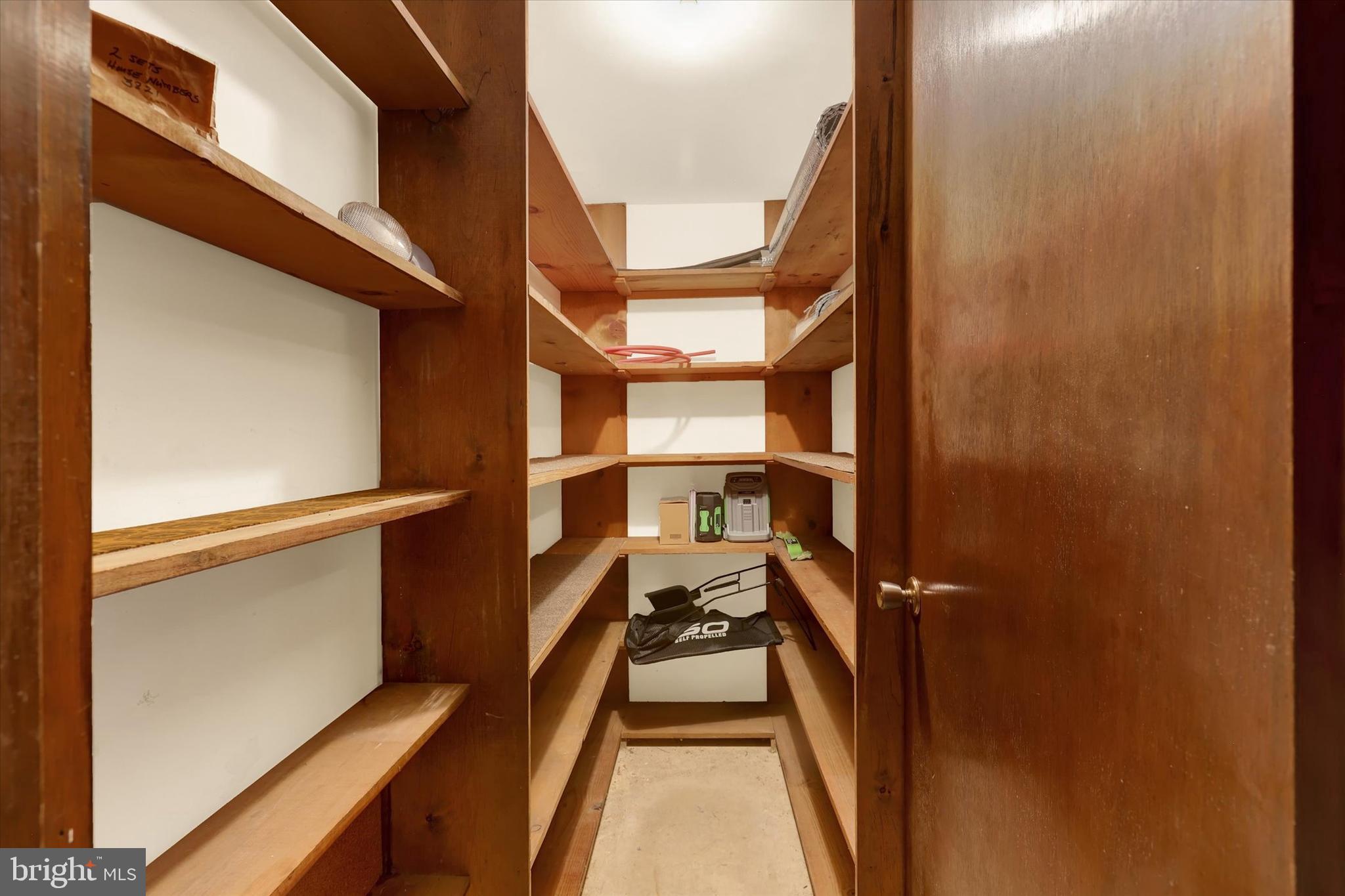 PENN NATIONAL GOLF COURSE COMMUNITY - Residential