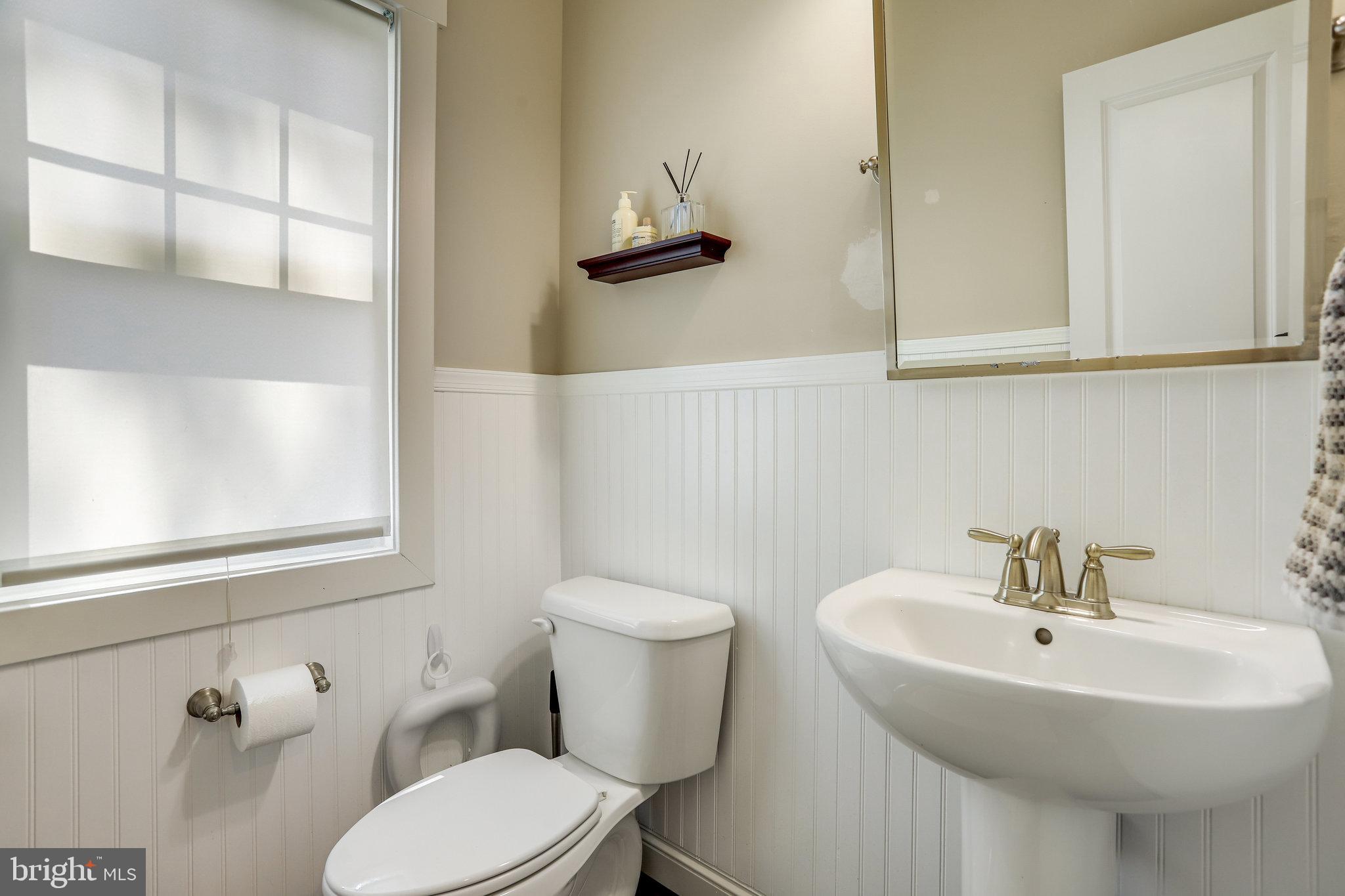 VIENNA WOODS - Residential