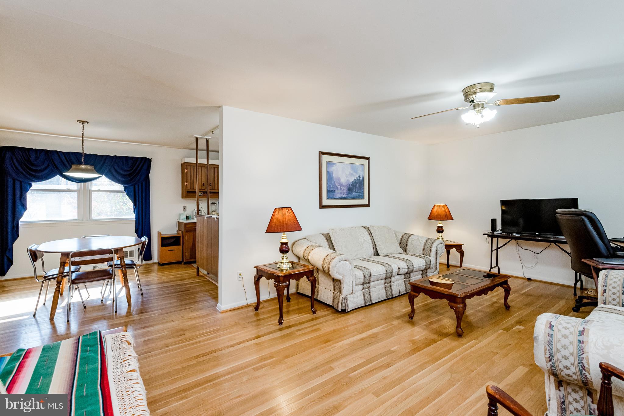 CALVERTON - Residential