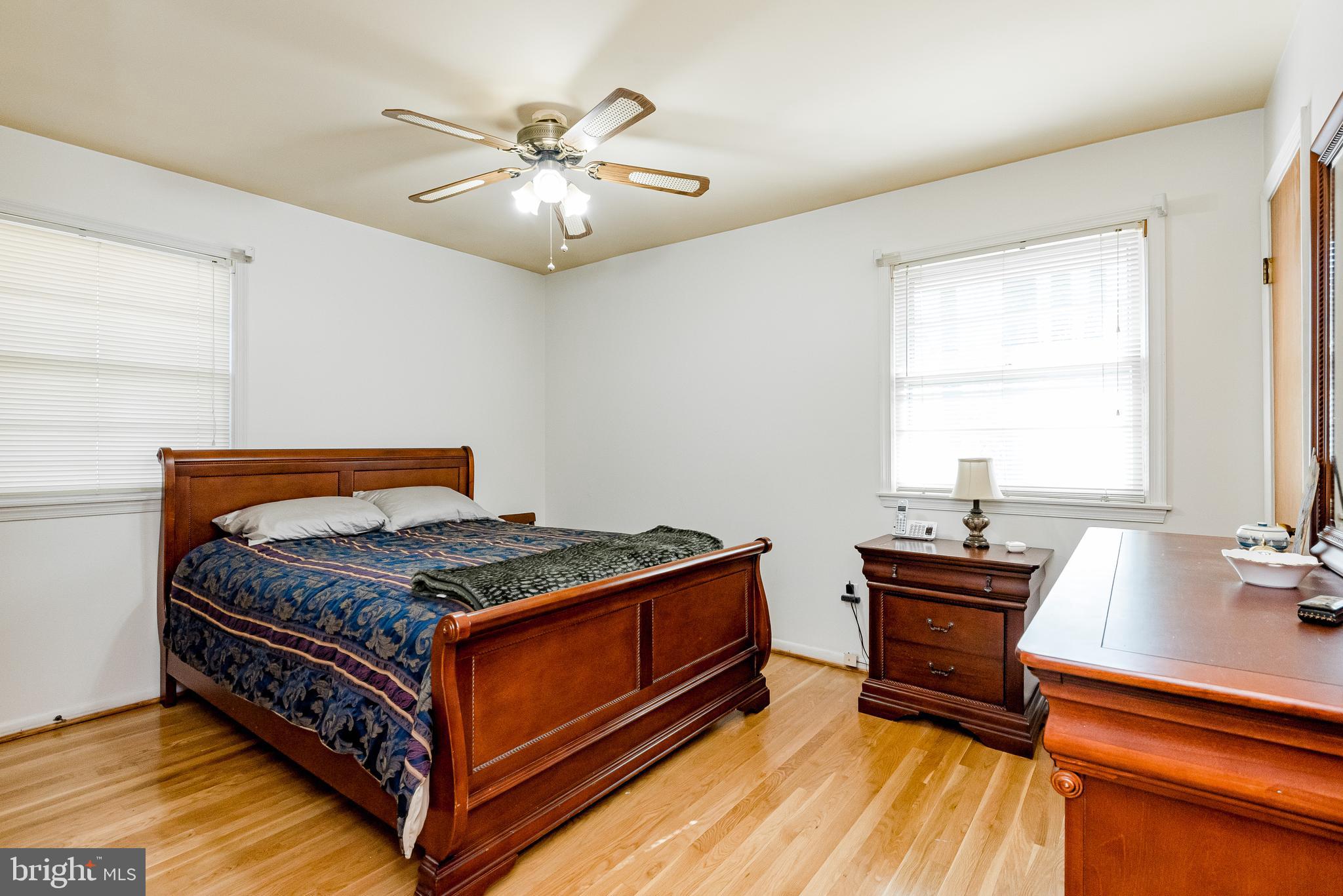 CALVERTON - Residential