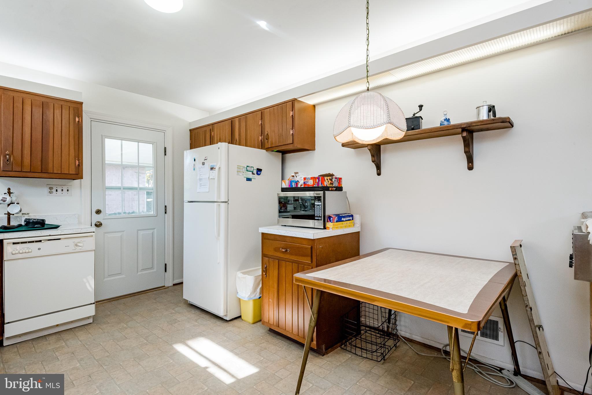 CALVERTON - Residential