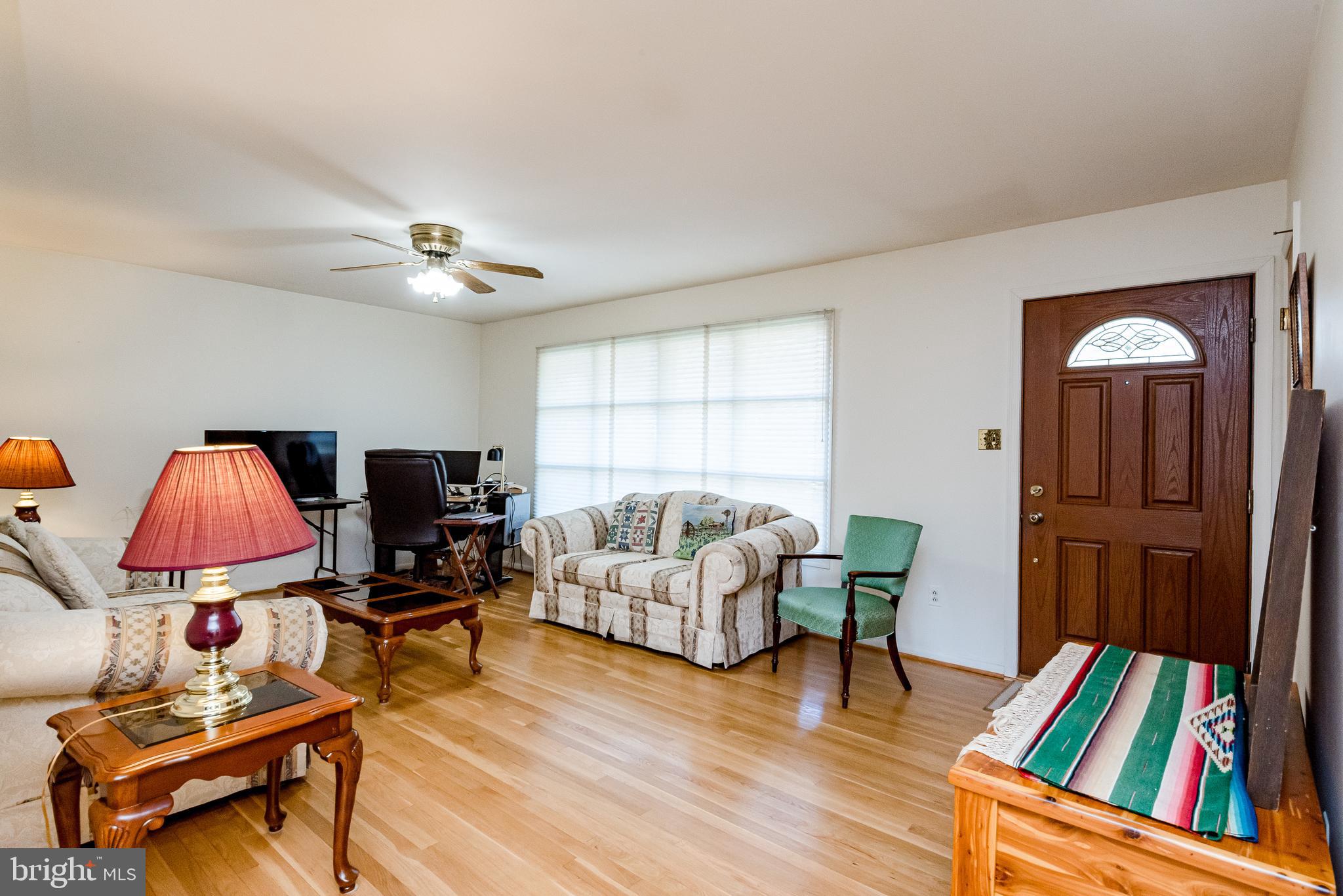 CALVERTON - Residential