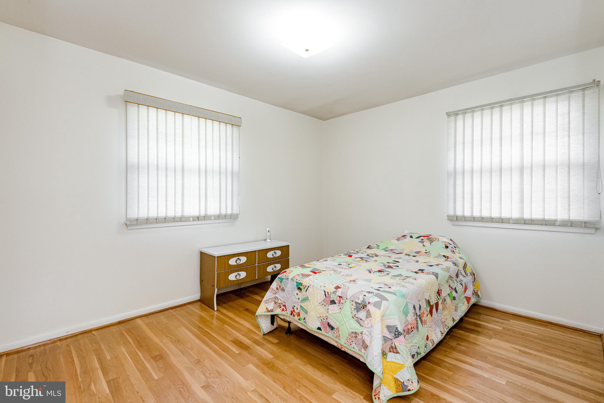 CALVERTON - Residential