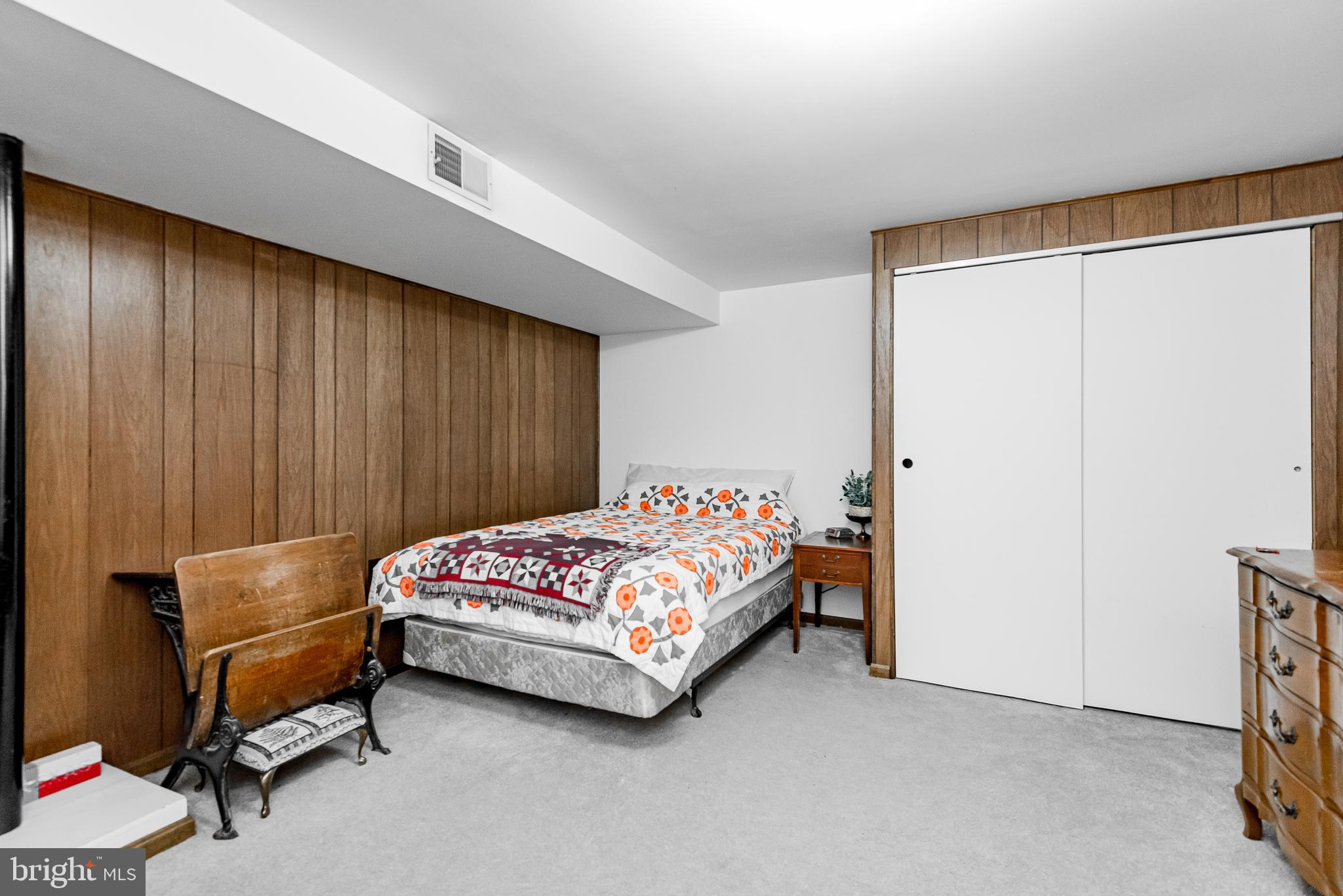 CALVERTON - Residential